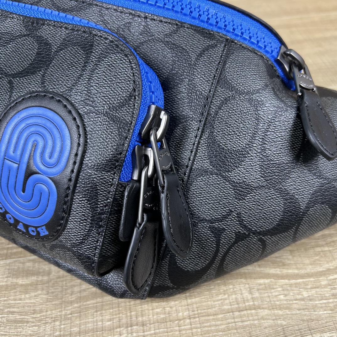 Coach CC019 标志TRACK 胸包腰包 PVC老花料配进口头层牛皮 客供五金 内置多功能袋