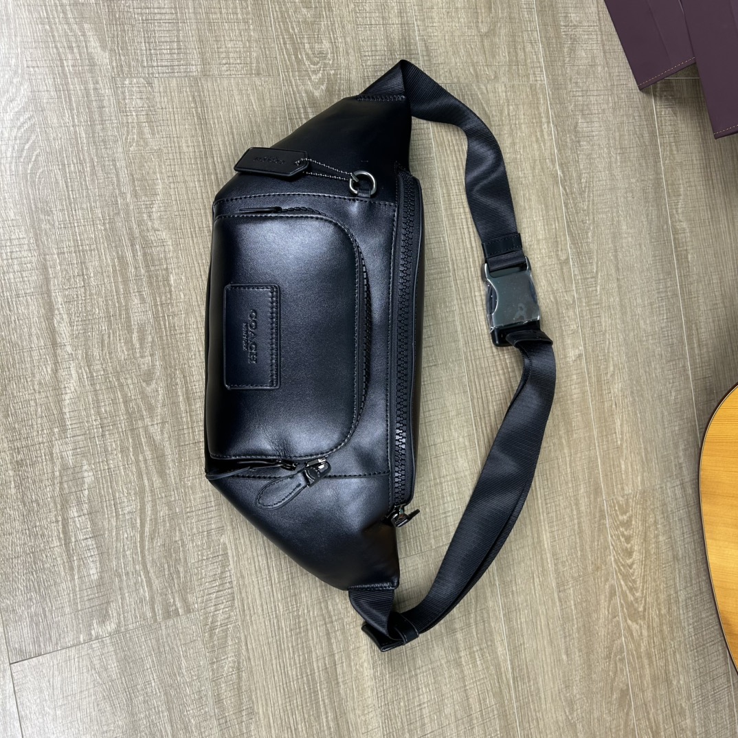 Coach C2716 标志TRACK 胸包腰包 PVC老花料配进口头层牛皮 客供五金 内置多功能袋