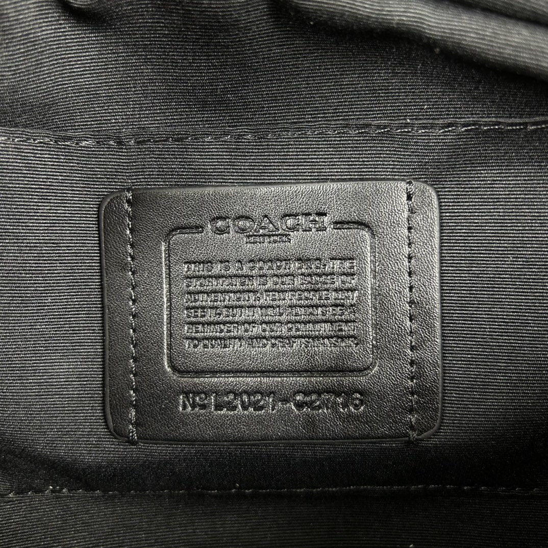 Coach C2716 标志TRACK 胸包腰包 PVC老花料配进口头层牛皮 客供五金 内置多功能袋