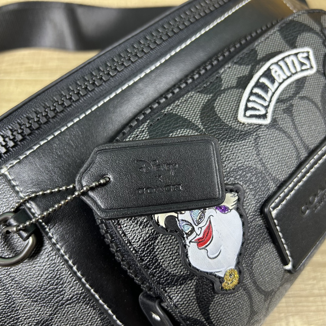 Coach CC038 标志TRACK 胸包腰包 PVC老花料配进口头层牛皮 客供五金 内置多功能袋