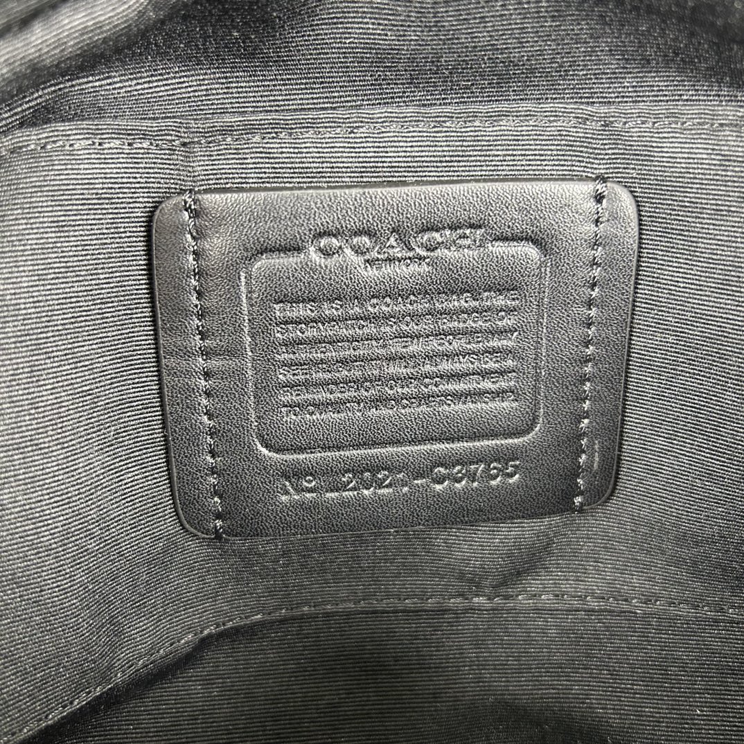 Coach C3765 标志TRACK 胸包腰包 PVC老花料配进口头层牛皮 客供五金 内置多功能袋