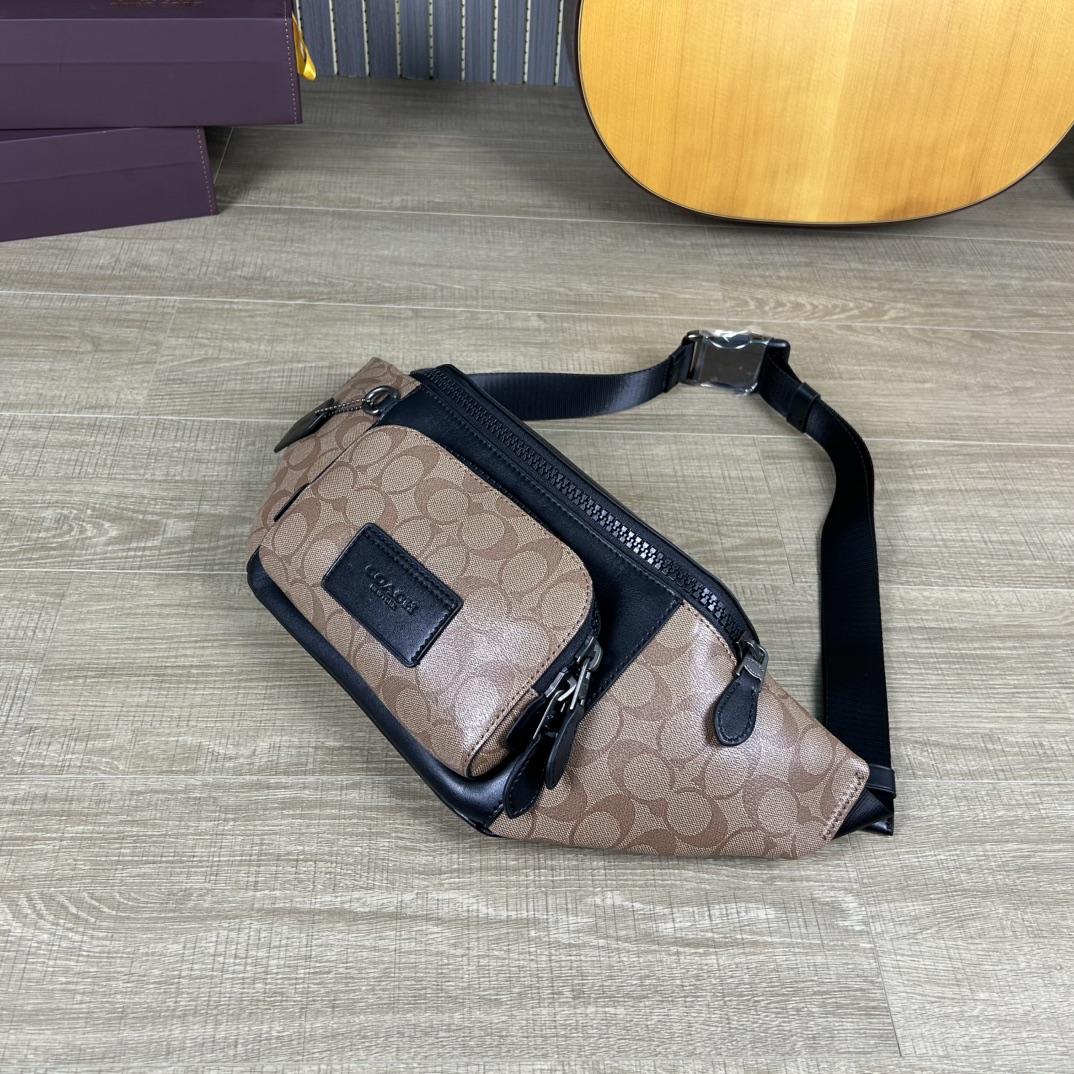Coach C3765 标志TRACK 胸包腰包 PVC老花料配进口头层牛皮 客供五金 内置多功能袋