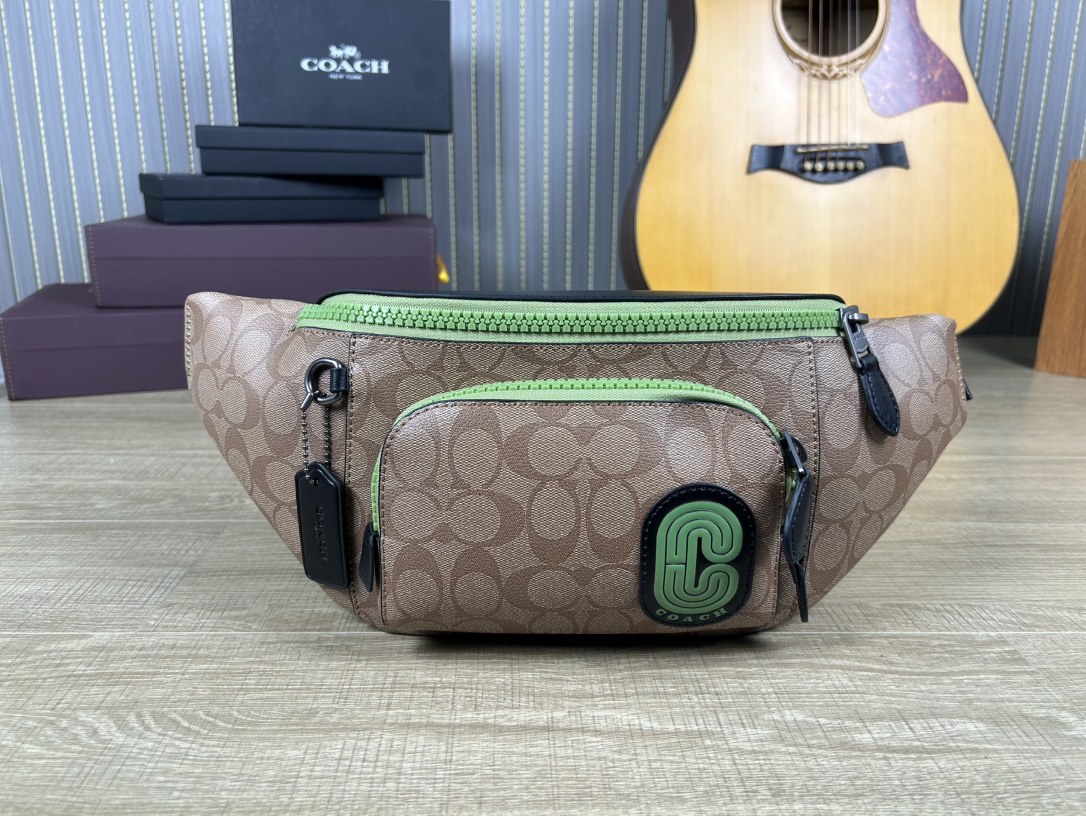 Coach CC019 标志TRACK 胸包腰包 PVC老花料配进口头层牛皮 客供五金 内置多功能袋