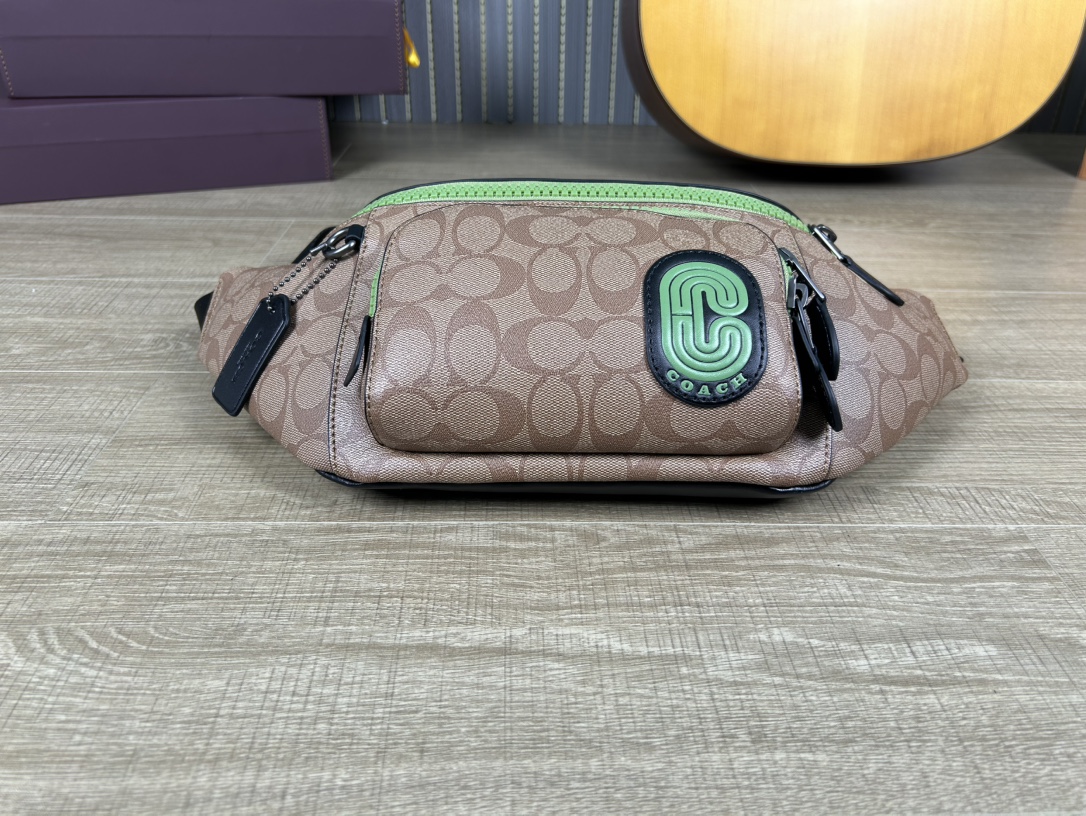 Coach CC019 标志TRACK 胸包腰包 PVC老花料配进口头层牛皮 客供五金 内置多功能袋