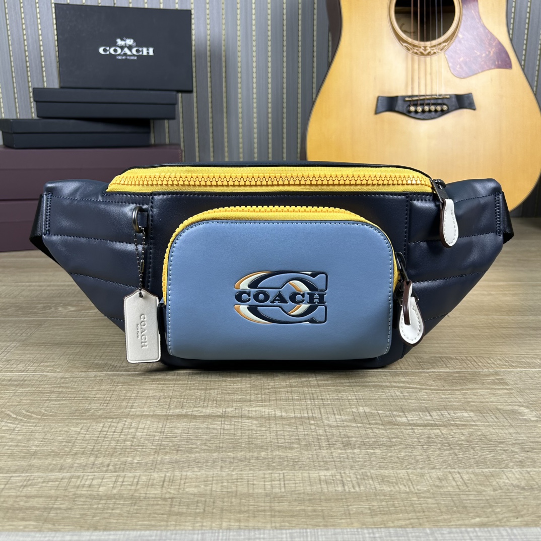 Coach CE552 标志TRACK 胸包腰包 PVC老花料配进口头层牛皮 客供五金 内置多功能袋