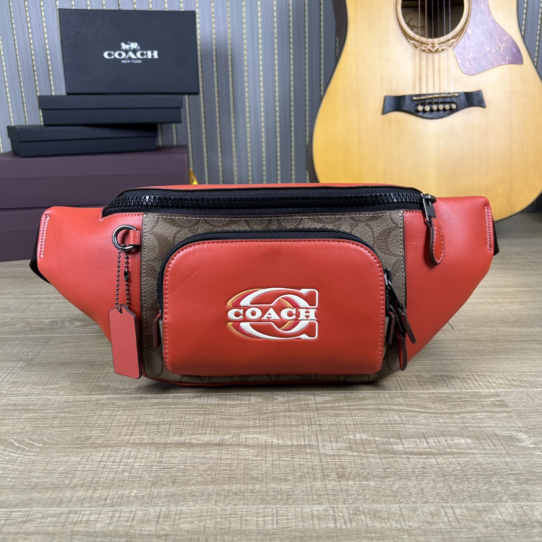 Coach CE870 标志TRACK 胸包腰包 PVC老花料配进口头层牛皮 客供五金 内置多功能袋