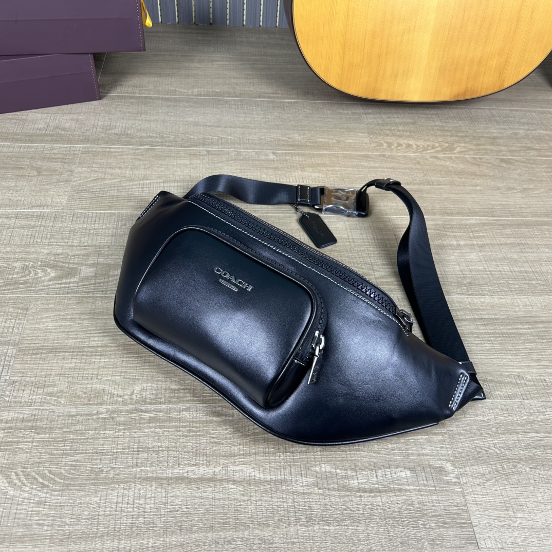 Coach CT754 标志TRACK 胸包腰包 PVC老花料配进口头层牛皮 客供五金 内置多功能袋