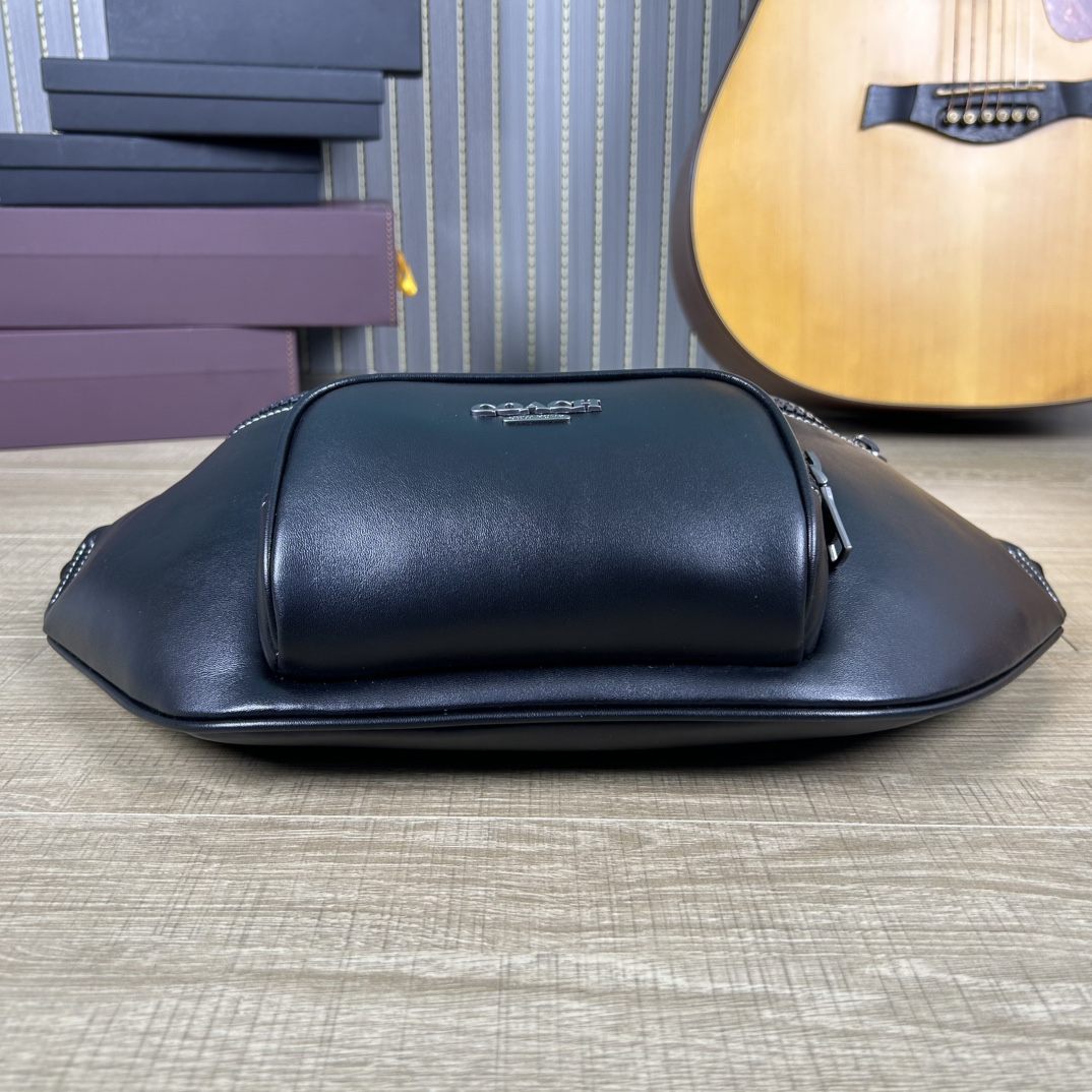 Coach CT754 标志TRACK 胸包腰包 PVC老花料配进口头层牛皮 客供五金 内置多功能袋