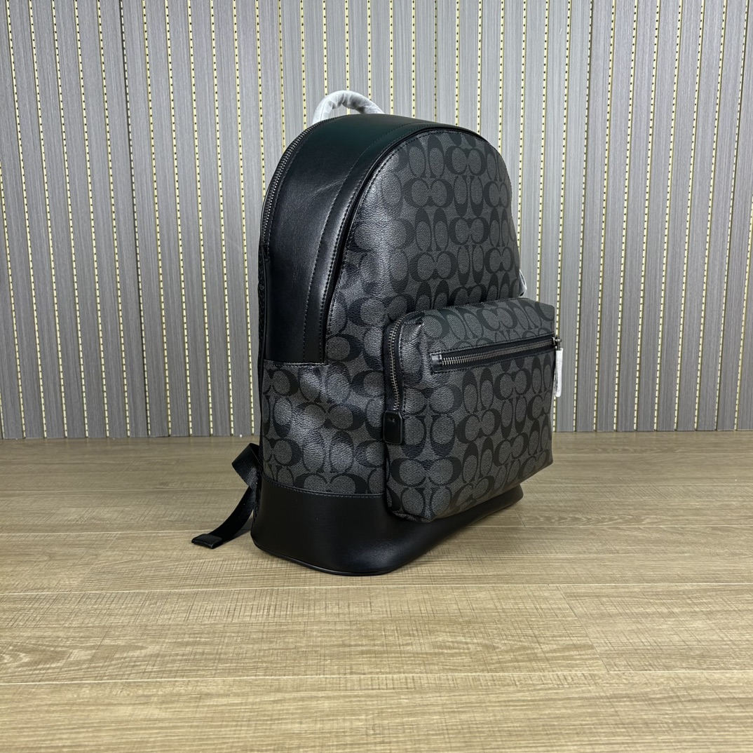 Coach 货号 2736 coa** west 偏小版男士背包