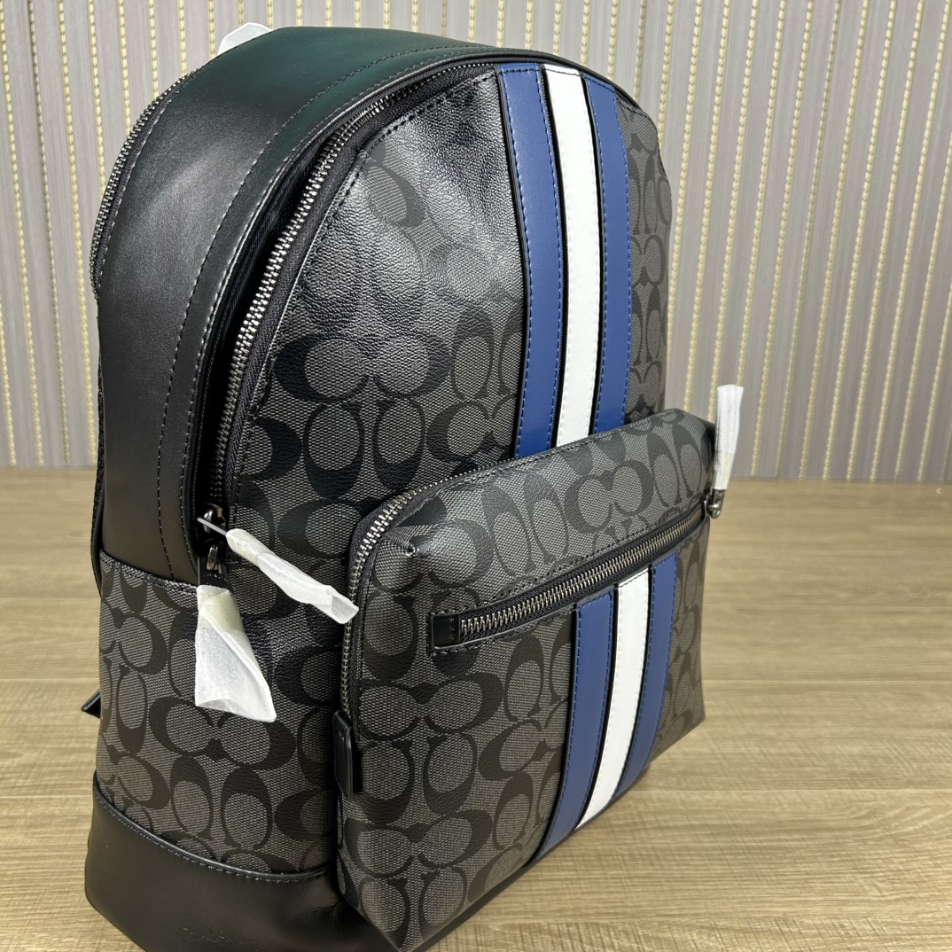 Coach 货号 3001 coa** west 偏小版男士背包