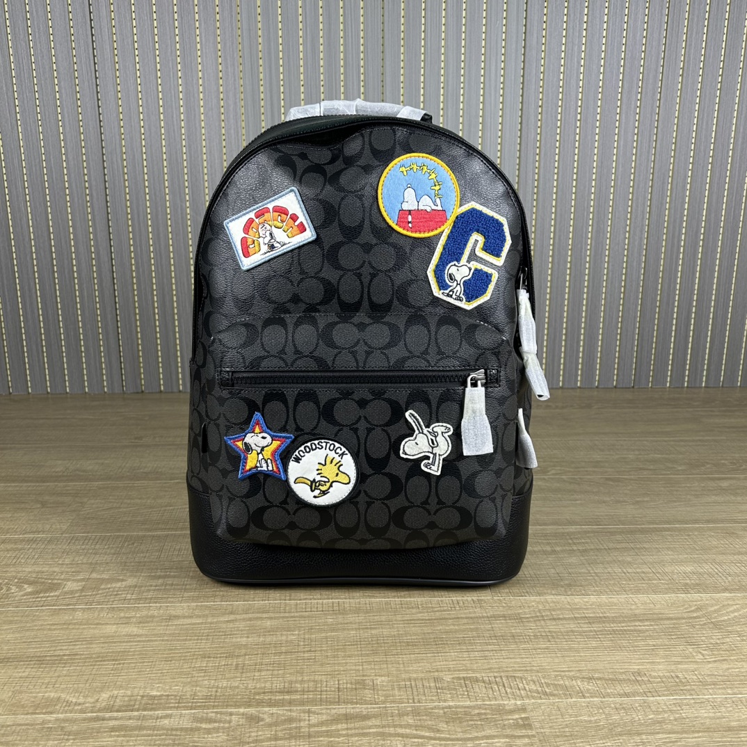 Coach 货号 C4030 coa** west 偏小版男士背包