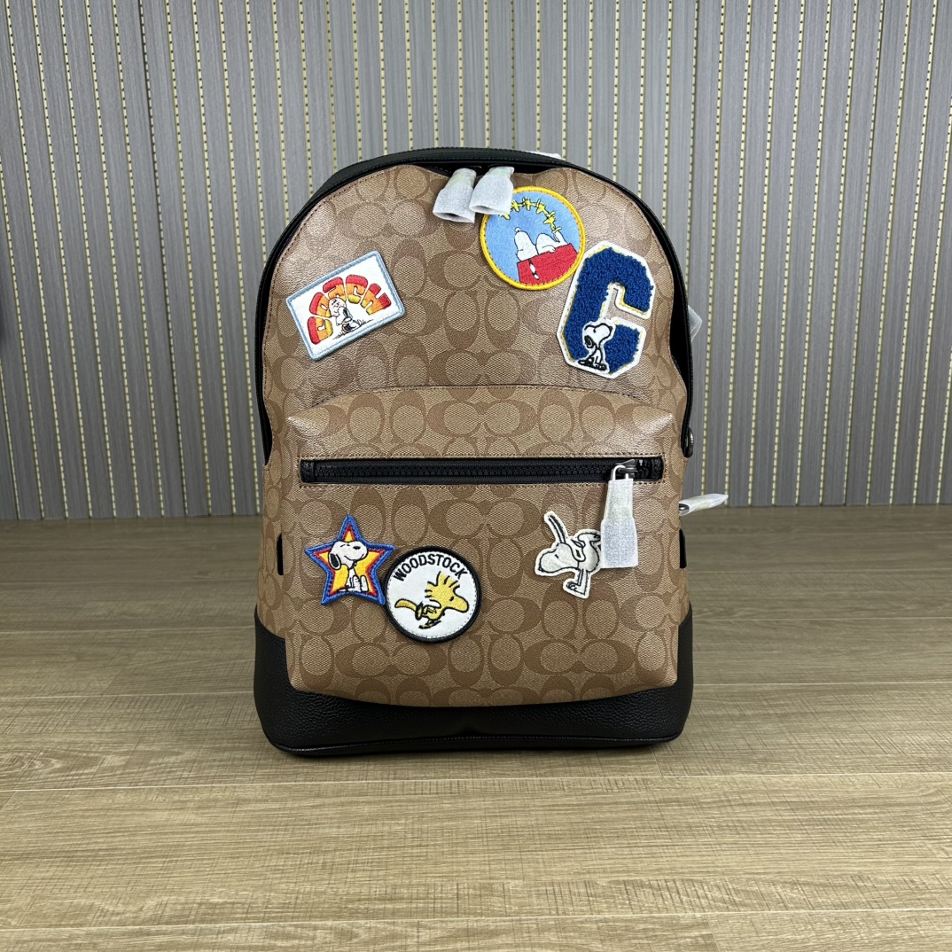 Coach 货号 C4030 coa** west 偏小版男士背包