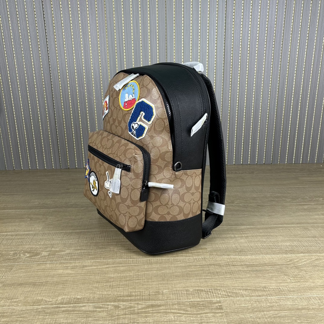Coach 货号 C4030 coa** west 偏小版男士背包