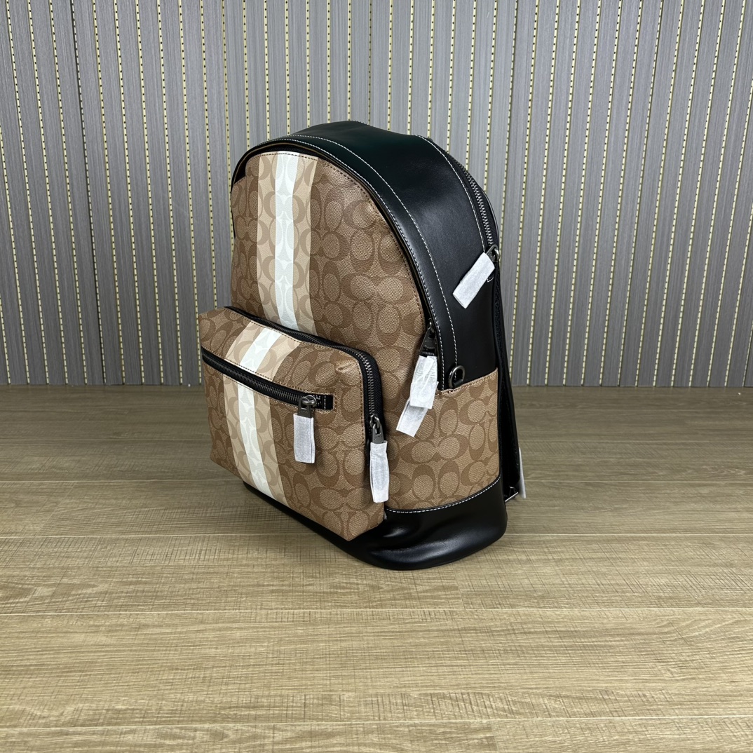 Coach 货号 CQ629 coa** west 偏小版男士背包