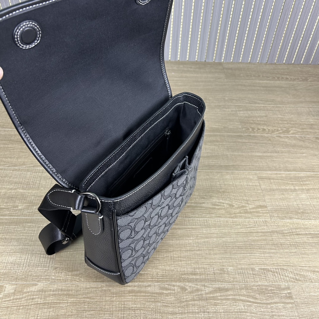 Coach 新款COACH/蔻驰CE534奥莱男包 标志SPRINT 25号地图包 牛皮革配织物
