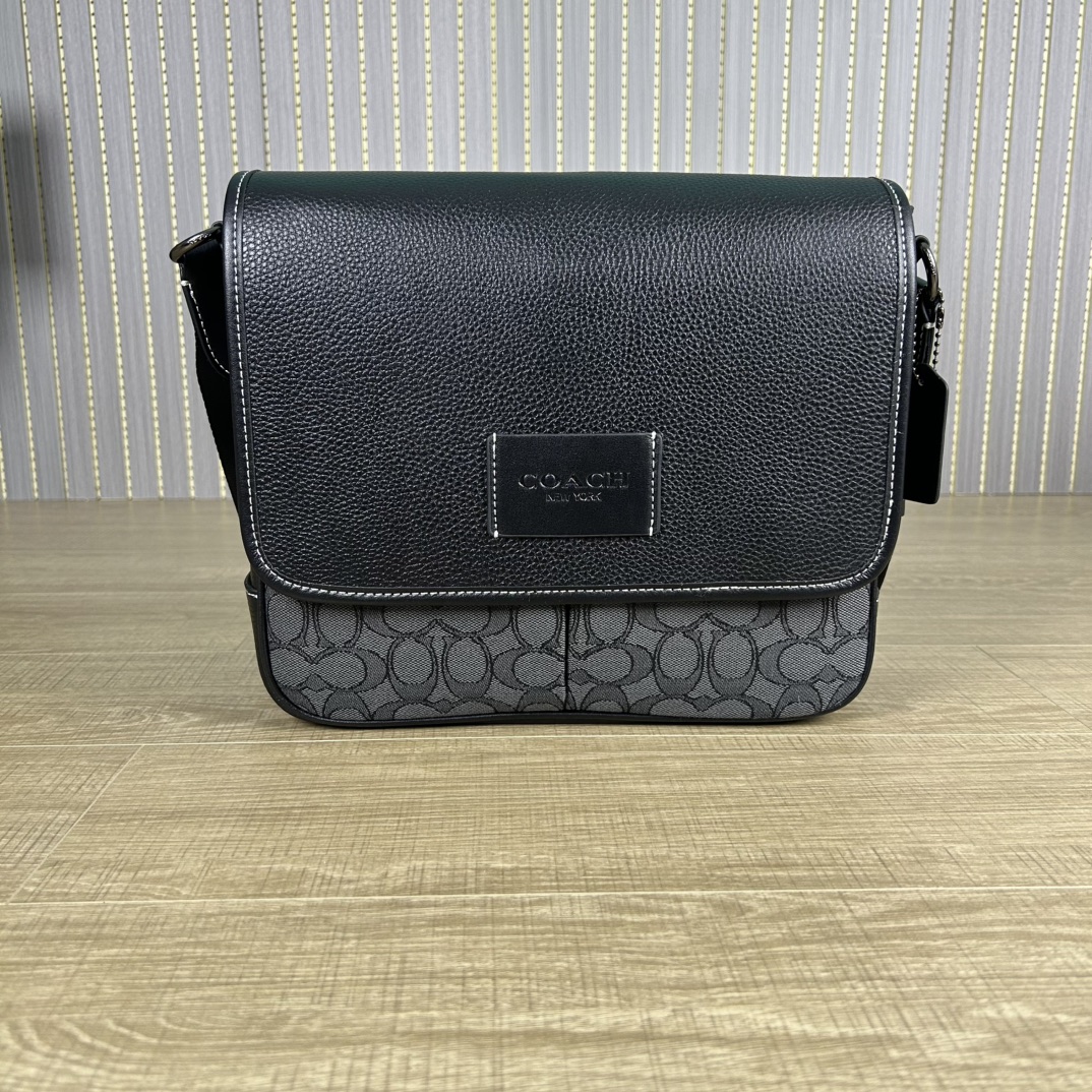 Coach 新款COACH/蔻驰CE534奥莱男包 标志SPRINT 25号地图包 牛皮革配织物