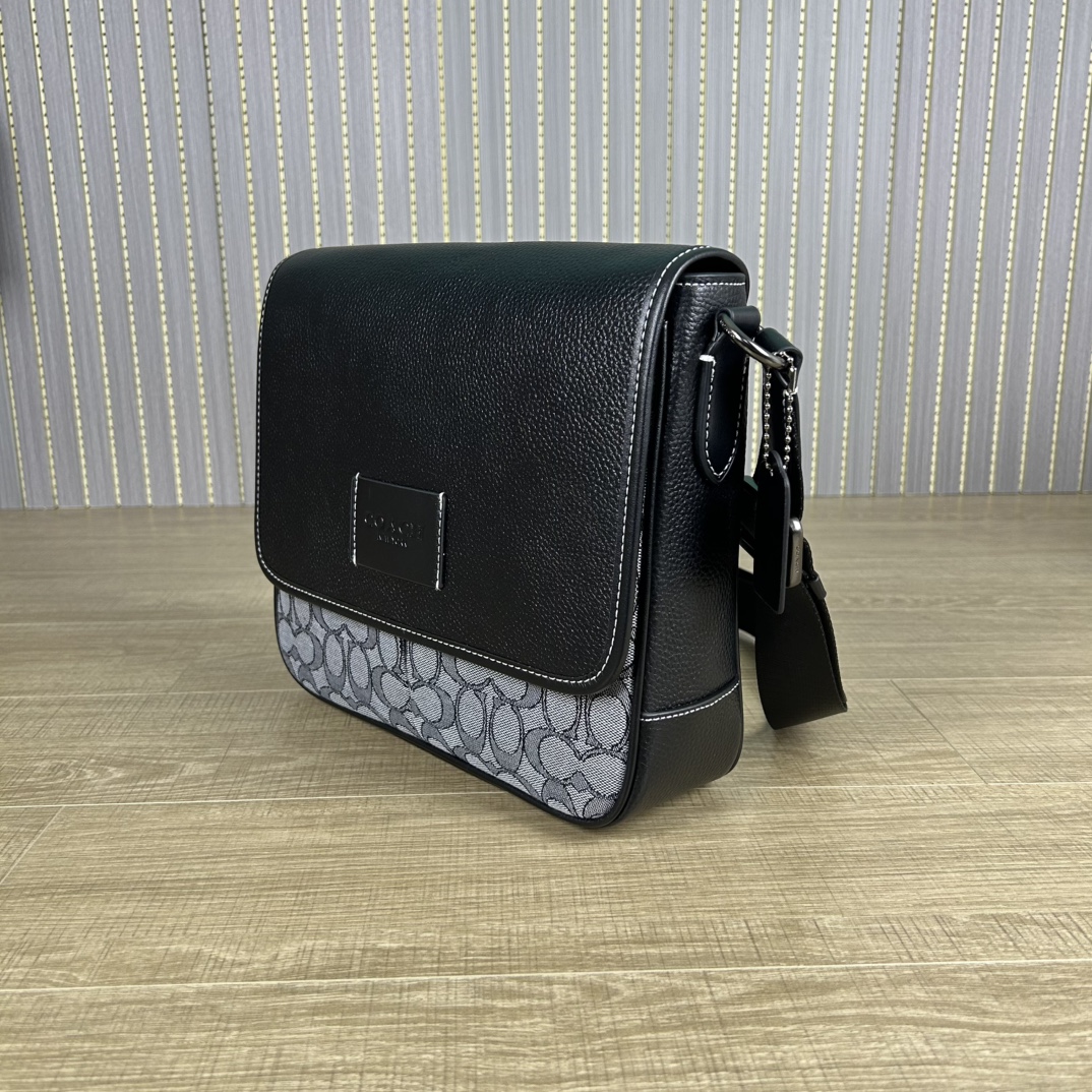 Coach 新款COACH/蔻驰CE534奥莱男包 标志SPRINT 25号地图包 牛皮革配织物