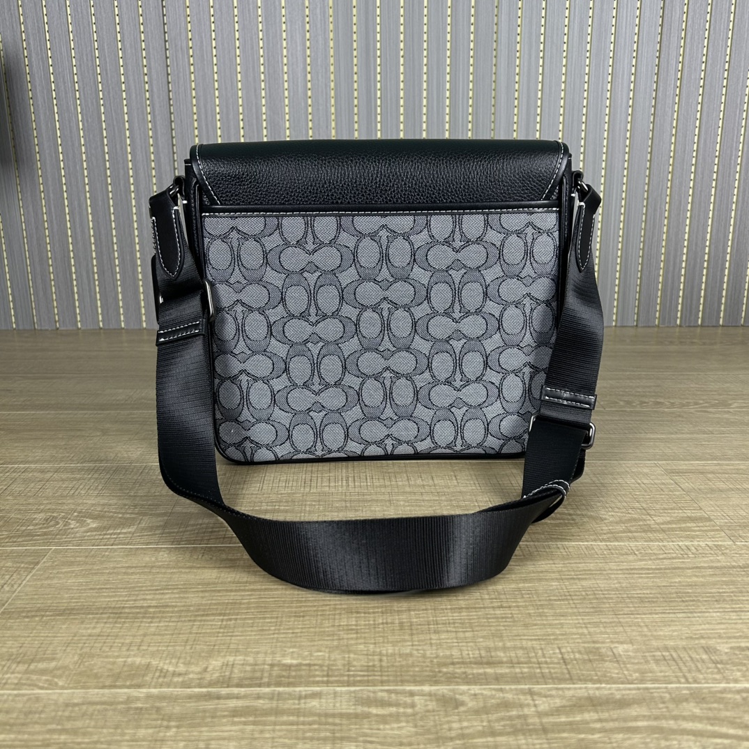 Coach 新款COACH/蔻驰CE534奥莱男包 标志SPRINT 25号地图包 牛皮革配织物