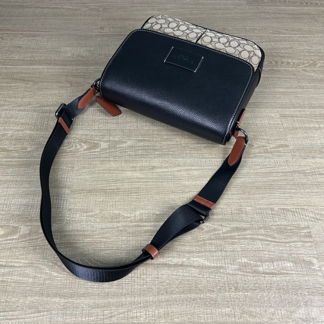 Coach 新款COACH/蔻驰CE534奥莱男包 标志SPRINT 25号地图包 牛皮革配织物