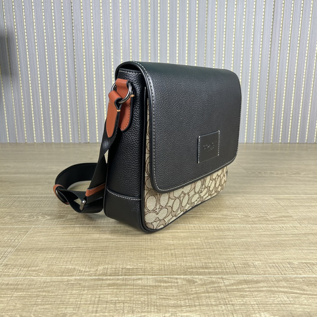 Coach 新款COACH/蔻驰CE534奥莱男包 标志SPRINT 25号地图包 牛皮革配织物