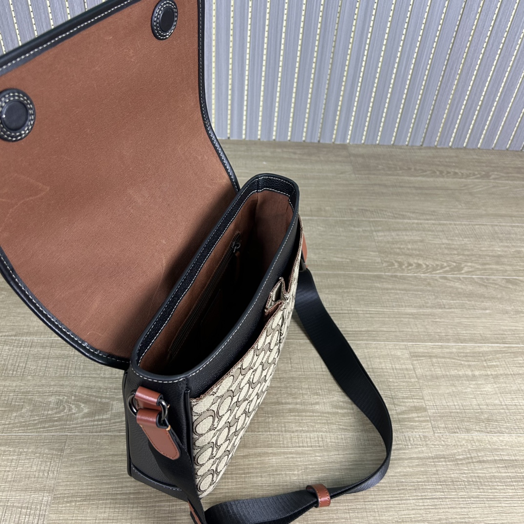Coach 新款COACH/蔻驰CE534奥莱男包 标志SPRINT 25号地图包 牛皮革配织物