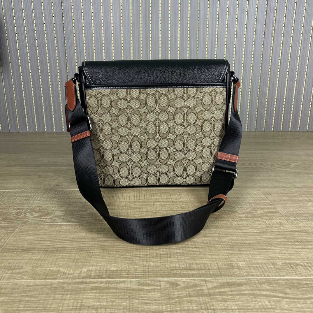 Coach 新款COACH/蔻驰CE534奥莱男包 标志SPRINT 25号地图包 牛皮革配织物