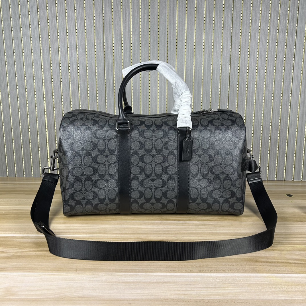 Coach C5305 最新老花 旅行包、内置隔层、长肩带可调节、可拆卸、单扣斜挎手提包、大容量旅游、出差、商务 登机包、品质 长45cmx高26cmx宽21