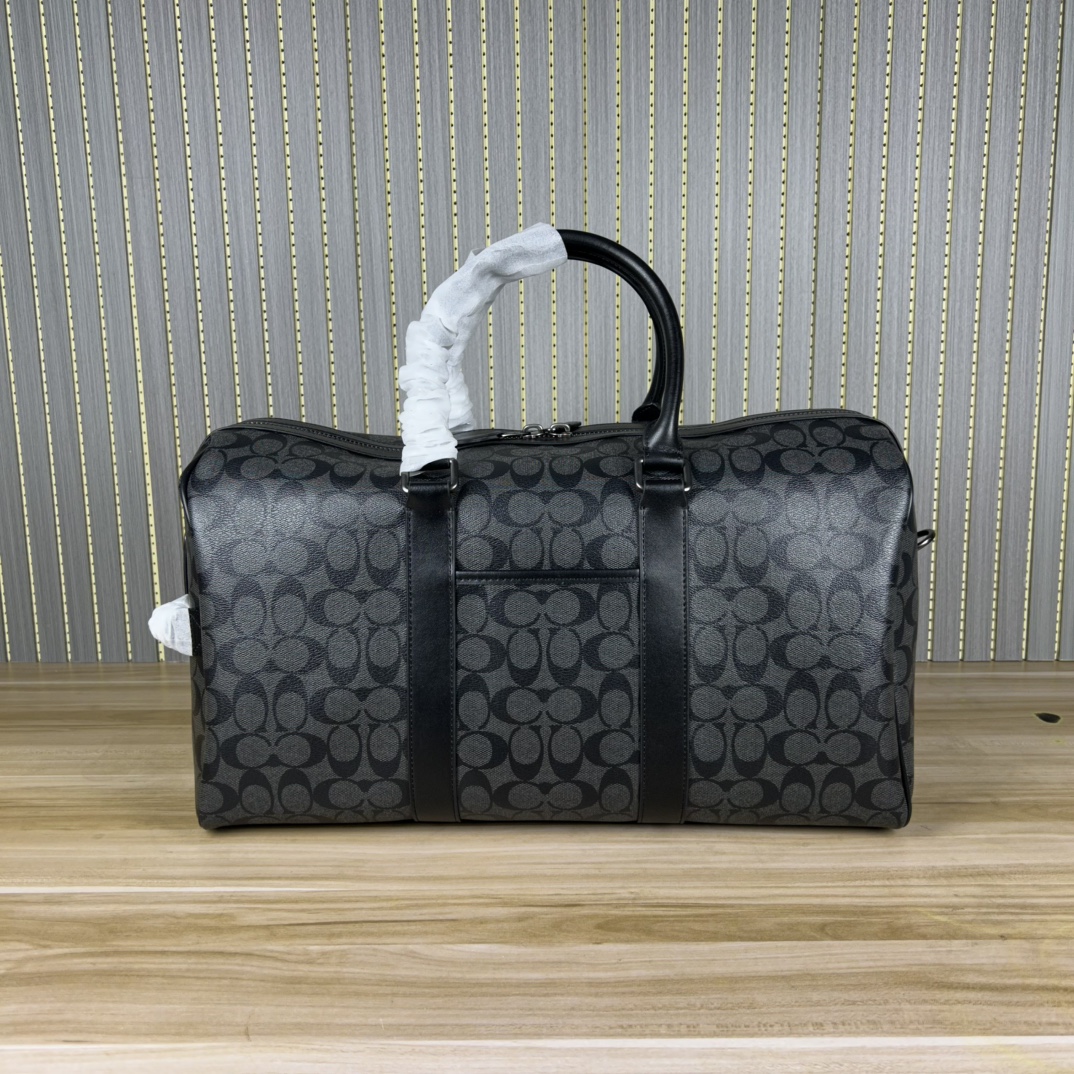 Coach C5305 最新老花 旅行包、内置隔层、长肩带可调节、可拆卸、单扣斜挎手提包、大容量旅游、出差、商务 登机包、品质 长45cmx高26cmx宽21