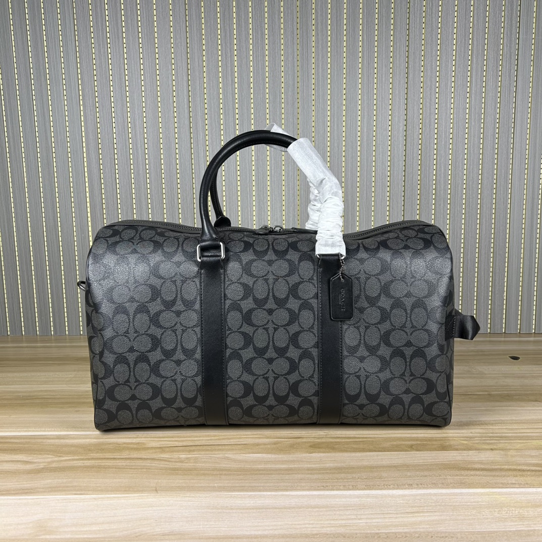 Coach C5305 最新老花 旅行包、内置隔层、长肩带可调节、可拆卸、单扣斜挎手提包、大容量旅游、出差、商务 登机包、品质 长45cmx高26cmx宽21
