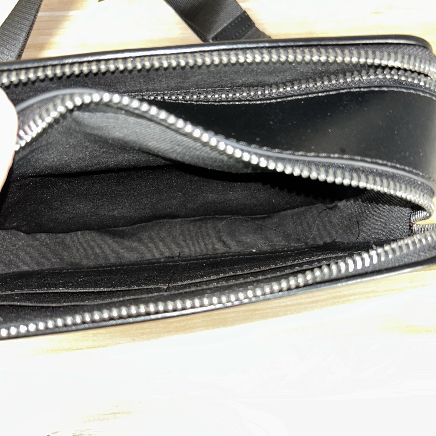 Coach 款号：CP136 C家 Charter