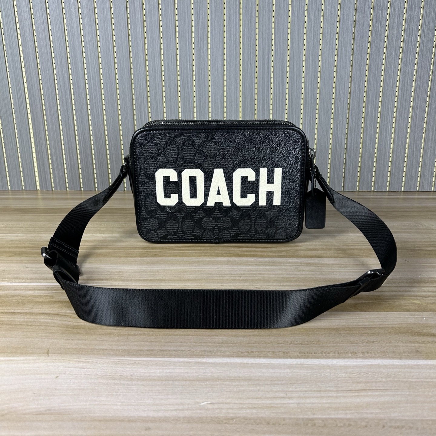 Coach 款号：CP136 C家 Charter