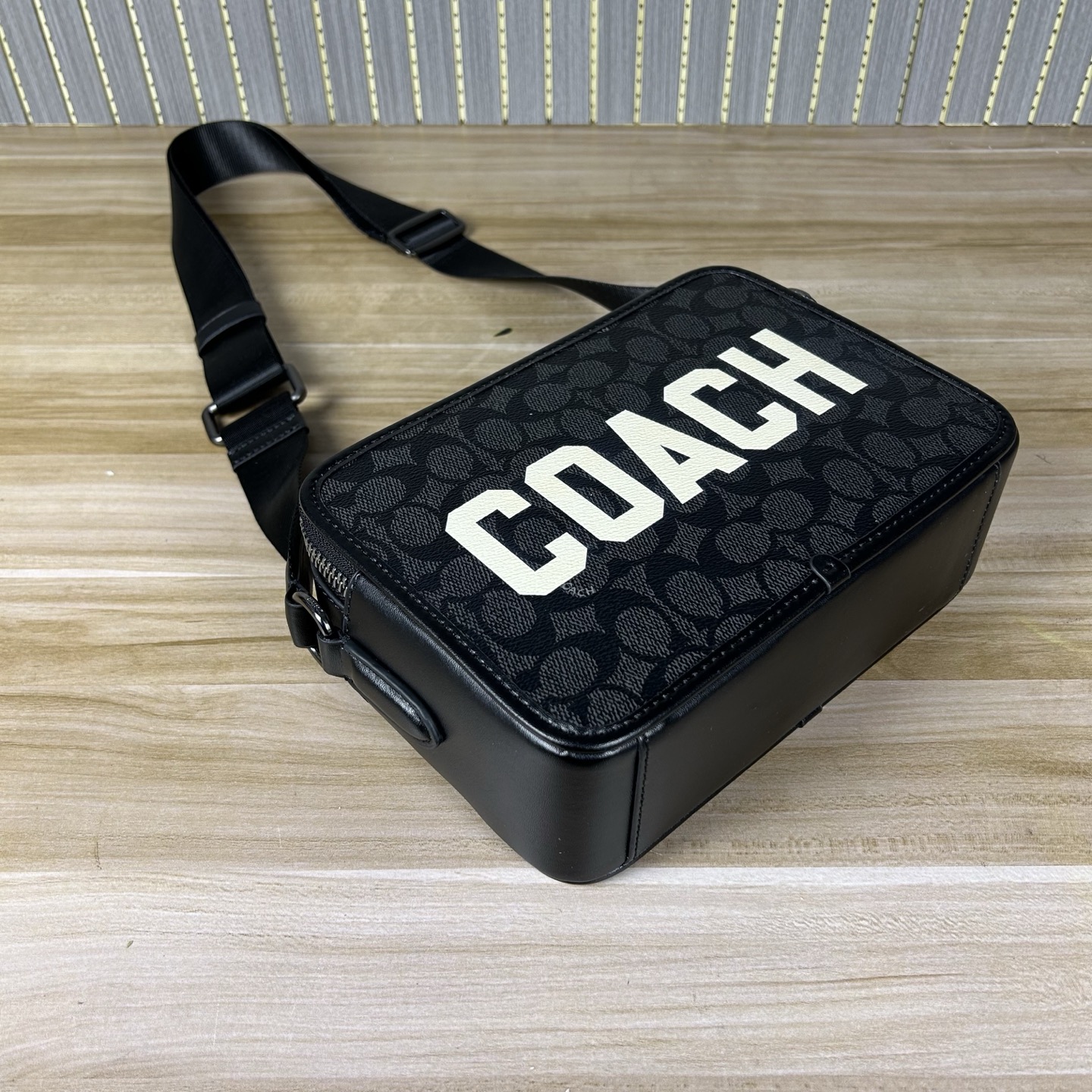 Coach 款号：CP136 C家 Charter