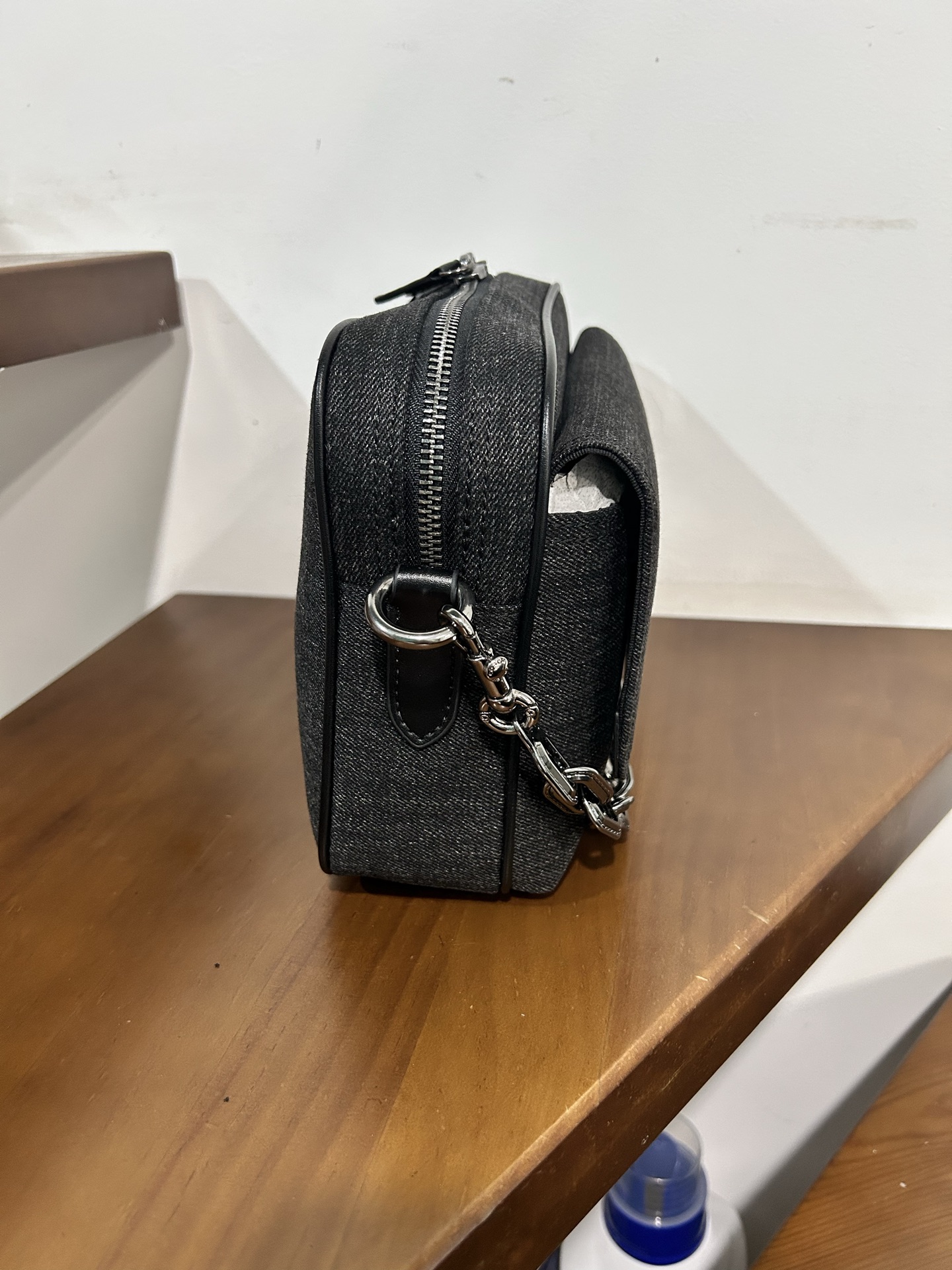 Coach 4月新款CCAK24 人造革配牛皮革 内置搭扣袋 拉链开合