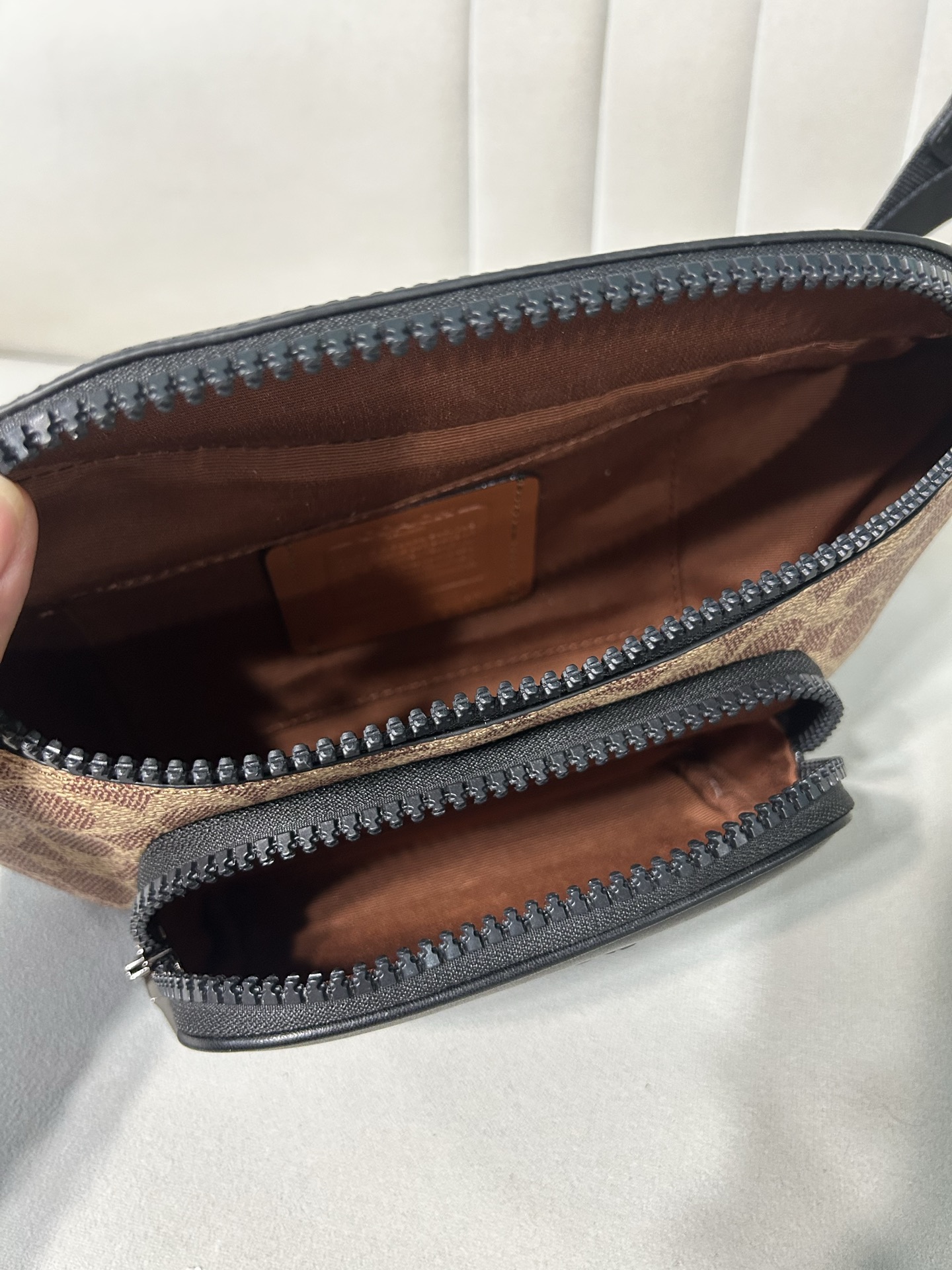 Coach CT714 标志TRACK 胸包腰包 PVC老花料配进口头层牛皮 客供五金 内置多功能袋