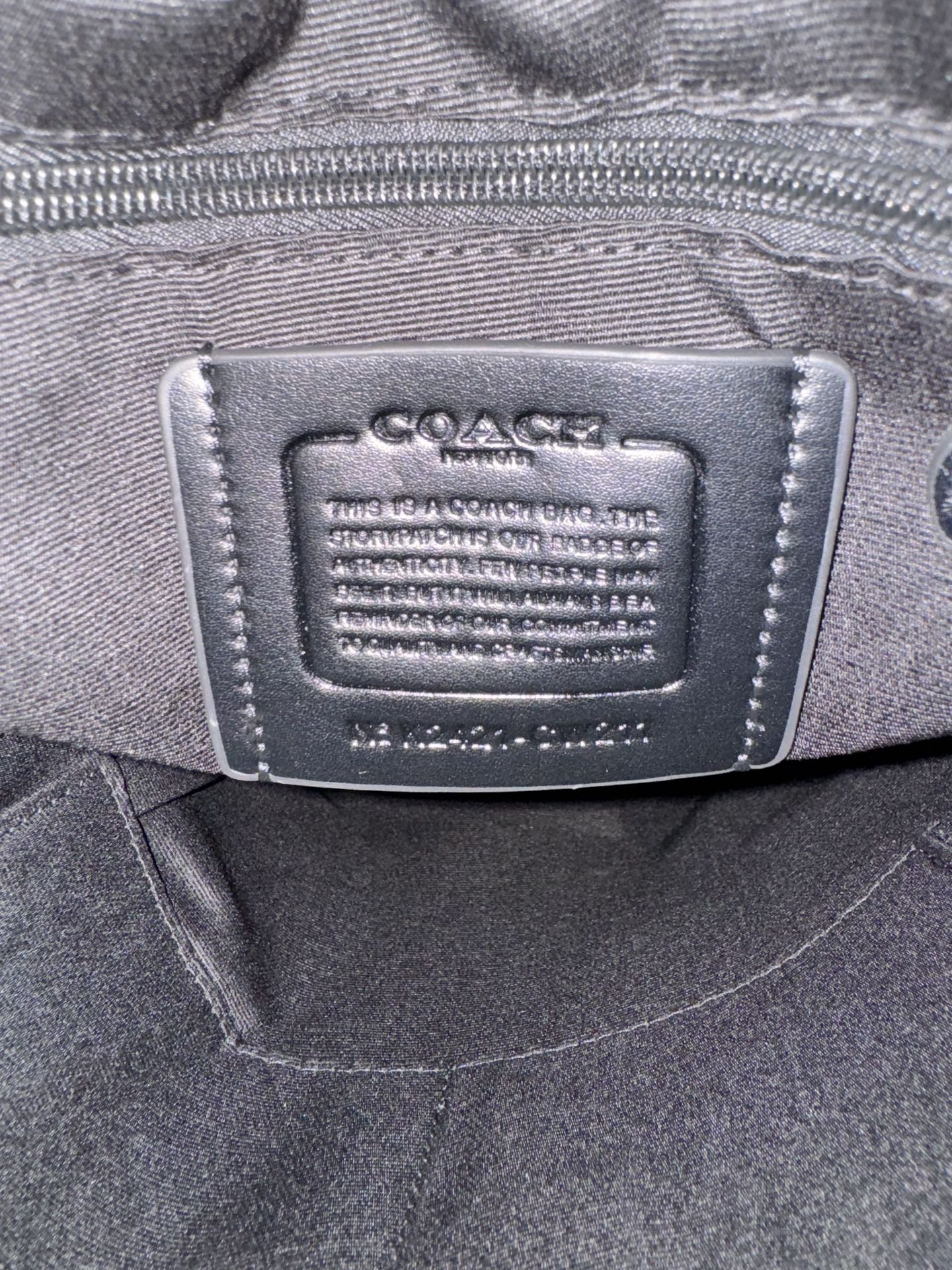 Coach COACH蔻驰男士PVC配皮双肩包 休闲简约潮流 CW211。尺寸31×47×15