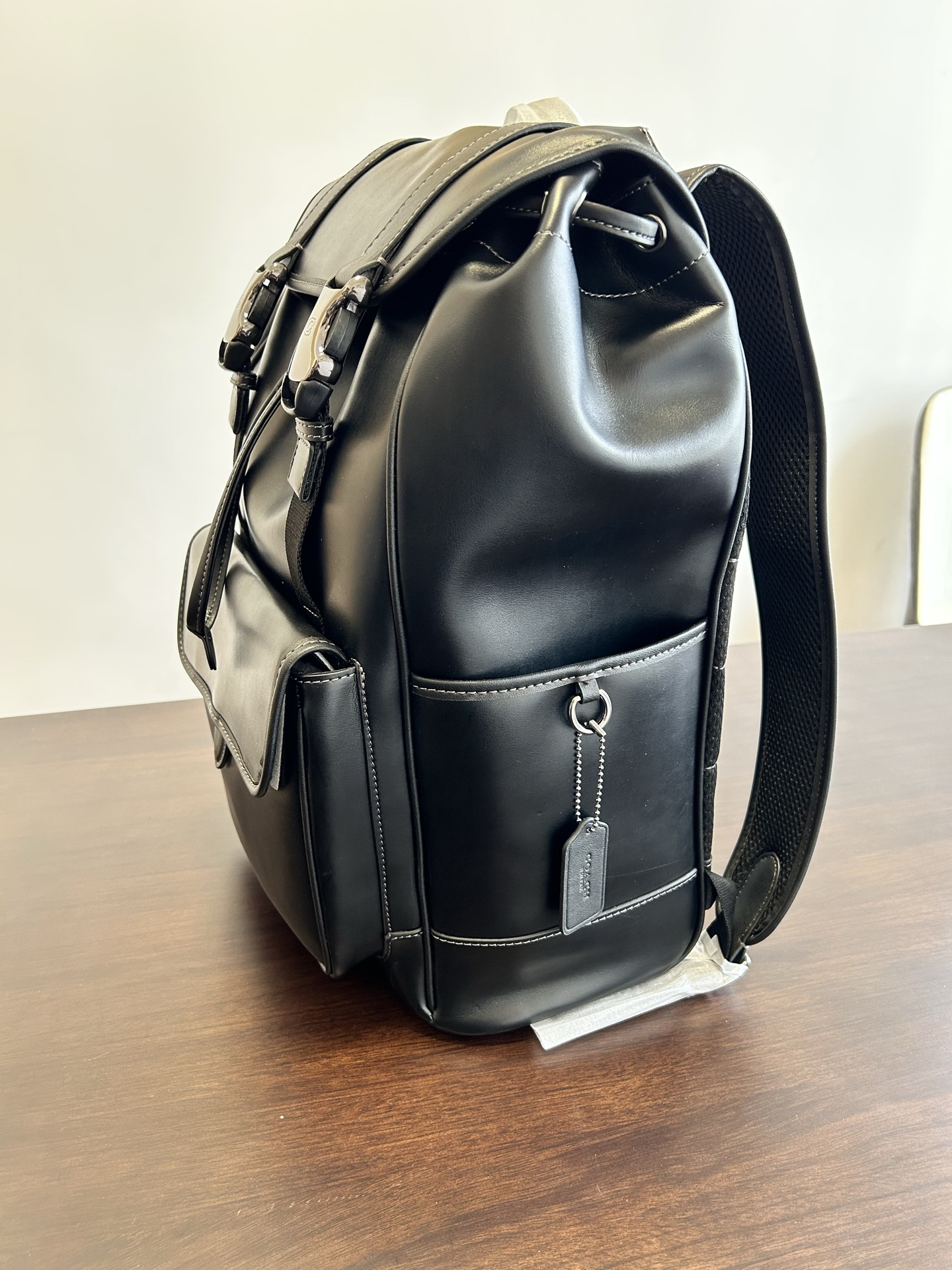 Coach 标志 LEAGUE翻盖双肩包 CU072