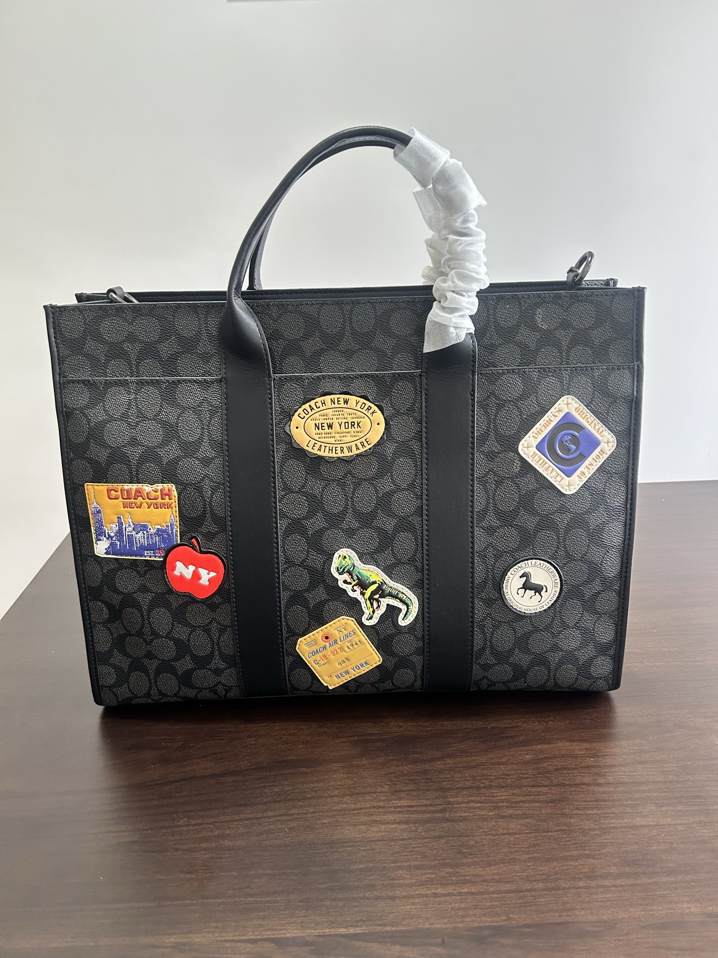 Coach ～【新品】COACH/蔻驰 CBF12新款徽章 男士 标志WESLEY托特包单肩包斜挎包商务公文包 文件袋 电脑包