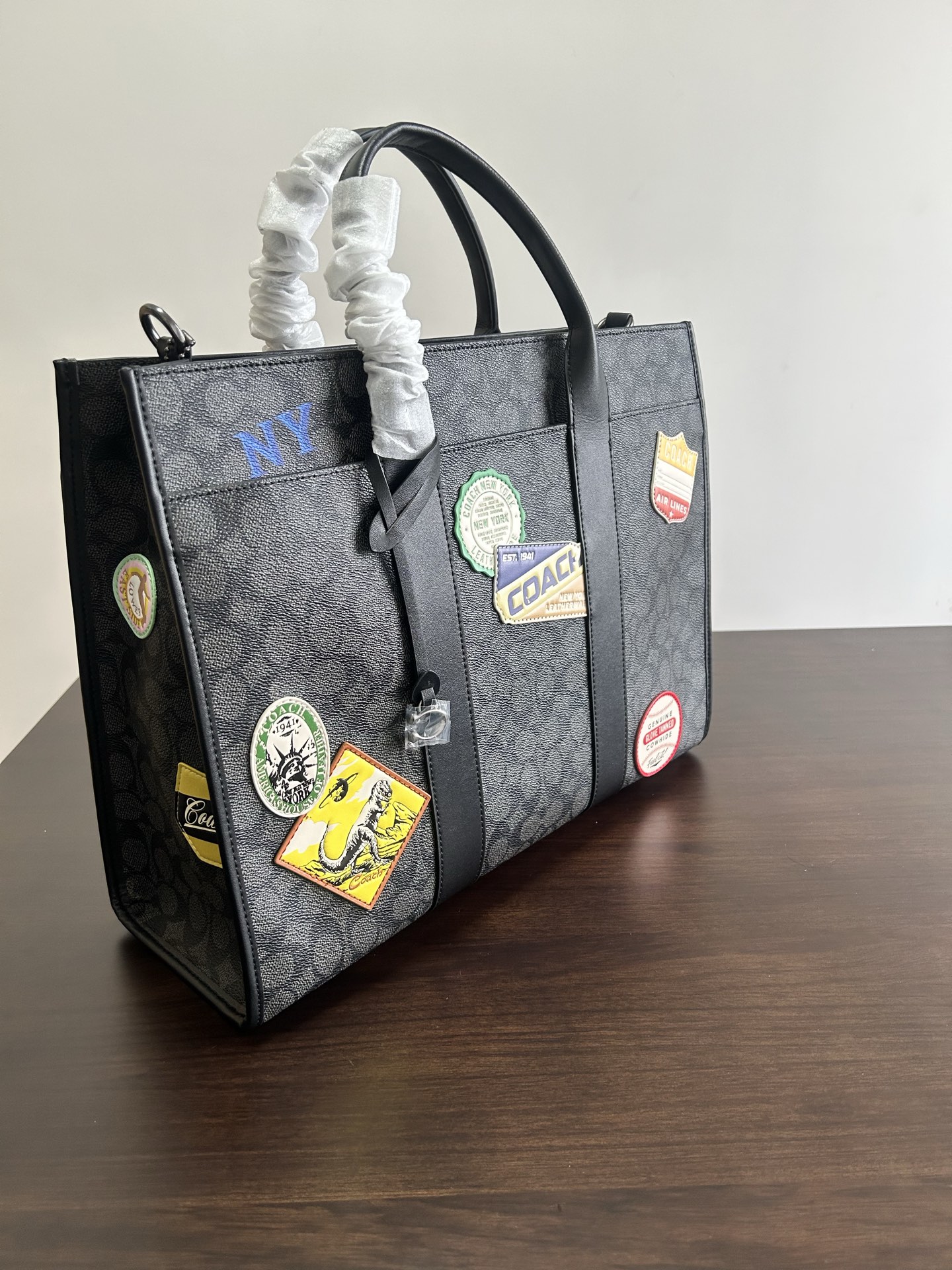Coach ～【新品】COACH/蔻驰 CBF12新款徽章 男士 标志WESLEY托特包单肩包斜挎包商务公文包 文件袋 电脑包