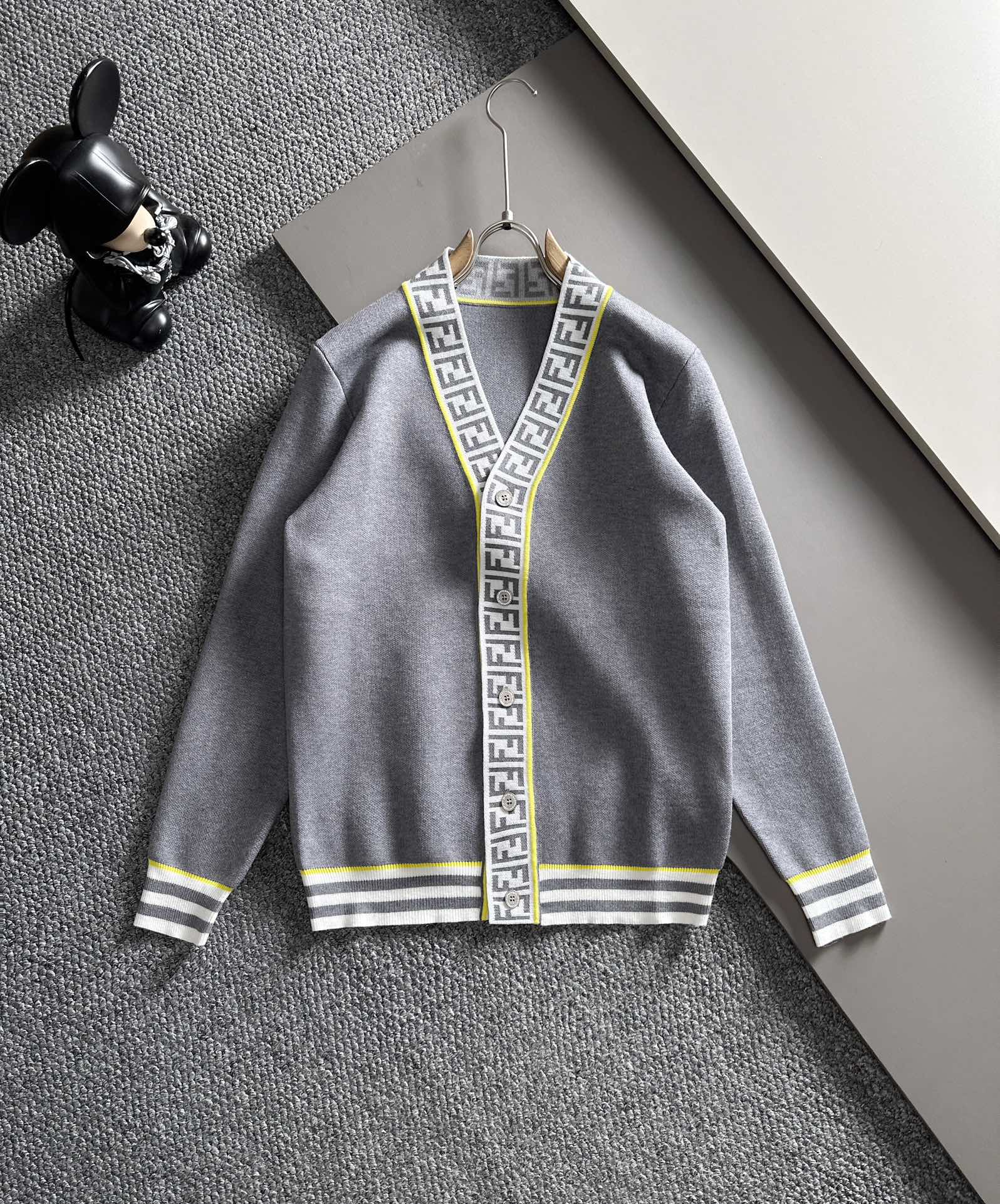 Top quality Fake
 Fendi Clothing Cardigans Sweatshirts Knitting Fall Collection Fashion