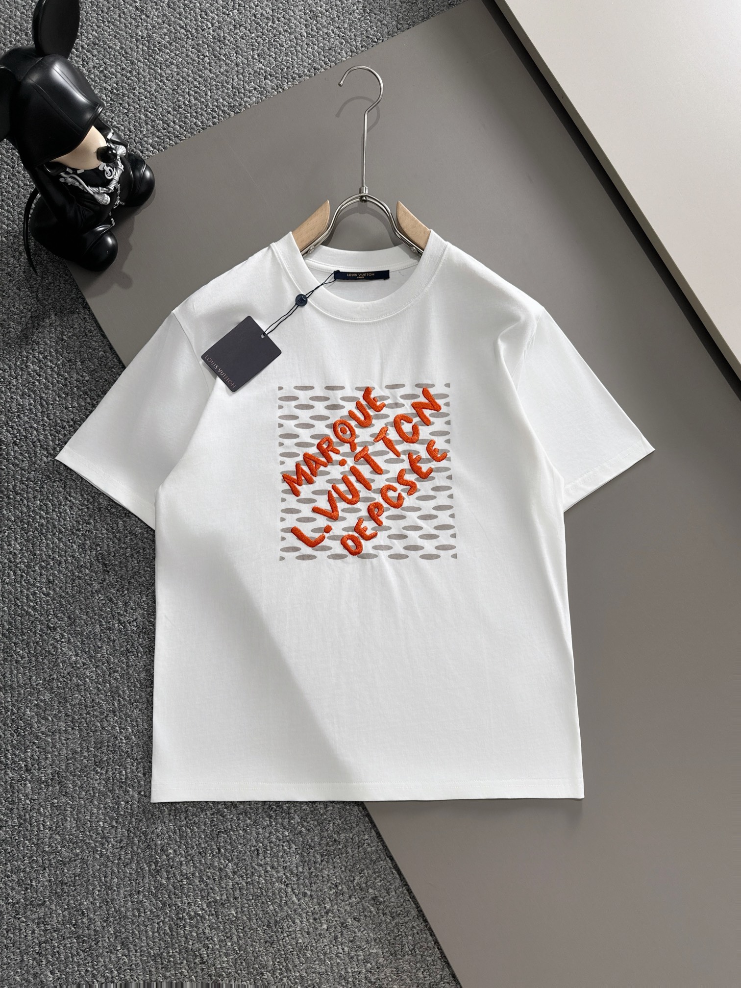 Louis Vuitton Kleidung T-Shirt Schwarz Weiß Stickerei Kurzarm