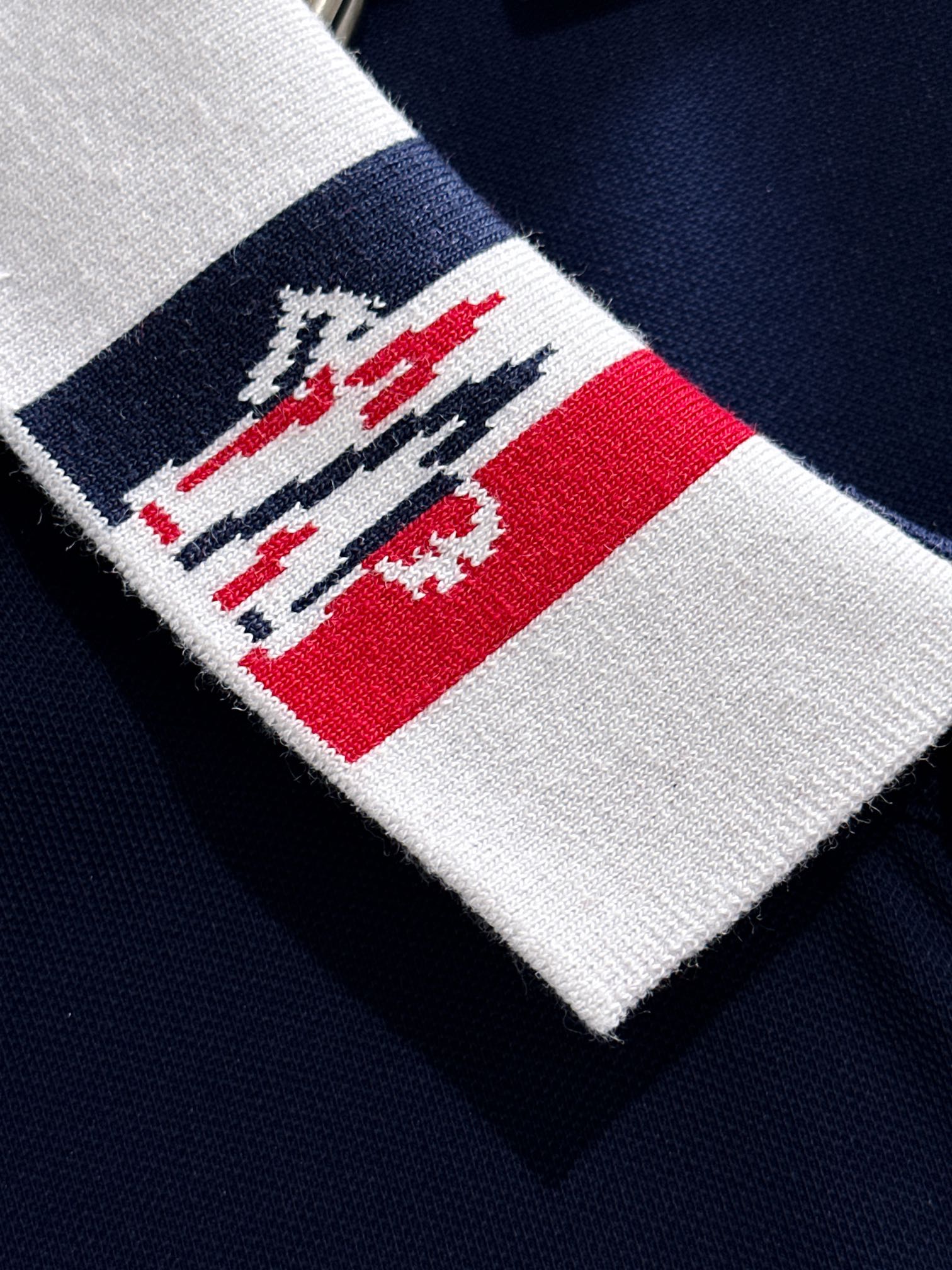 P蒙口25SS新款春夏短袖翻领T恤Polo，最高版本客供定制高端朱地面料简单时尚款，螺纹拼色螺纹配色超级