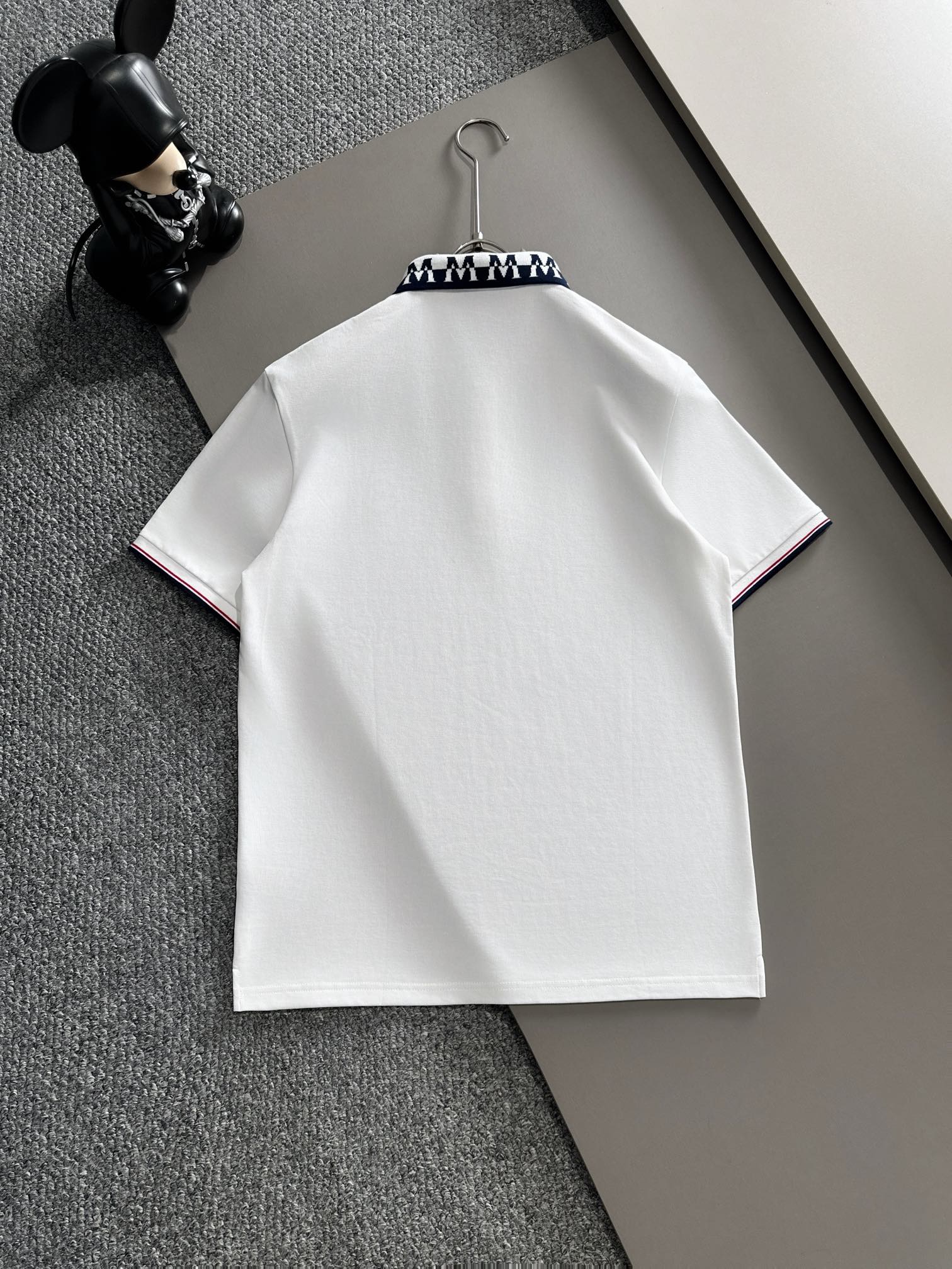 P蒙口25SS新款春夏短袖翻领T恤Polo，最高版本客供定制高端朱地面料简单时尚款，螺纹拼色螺纹配色超级