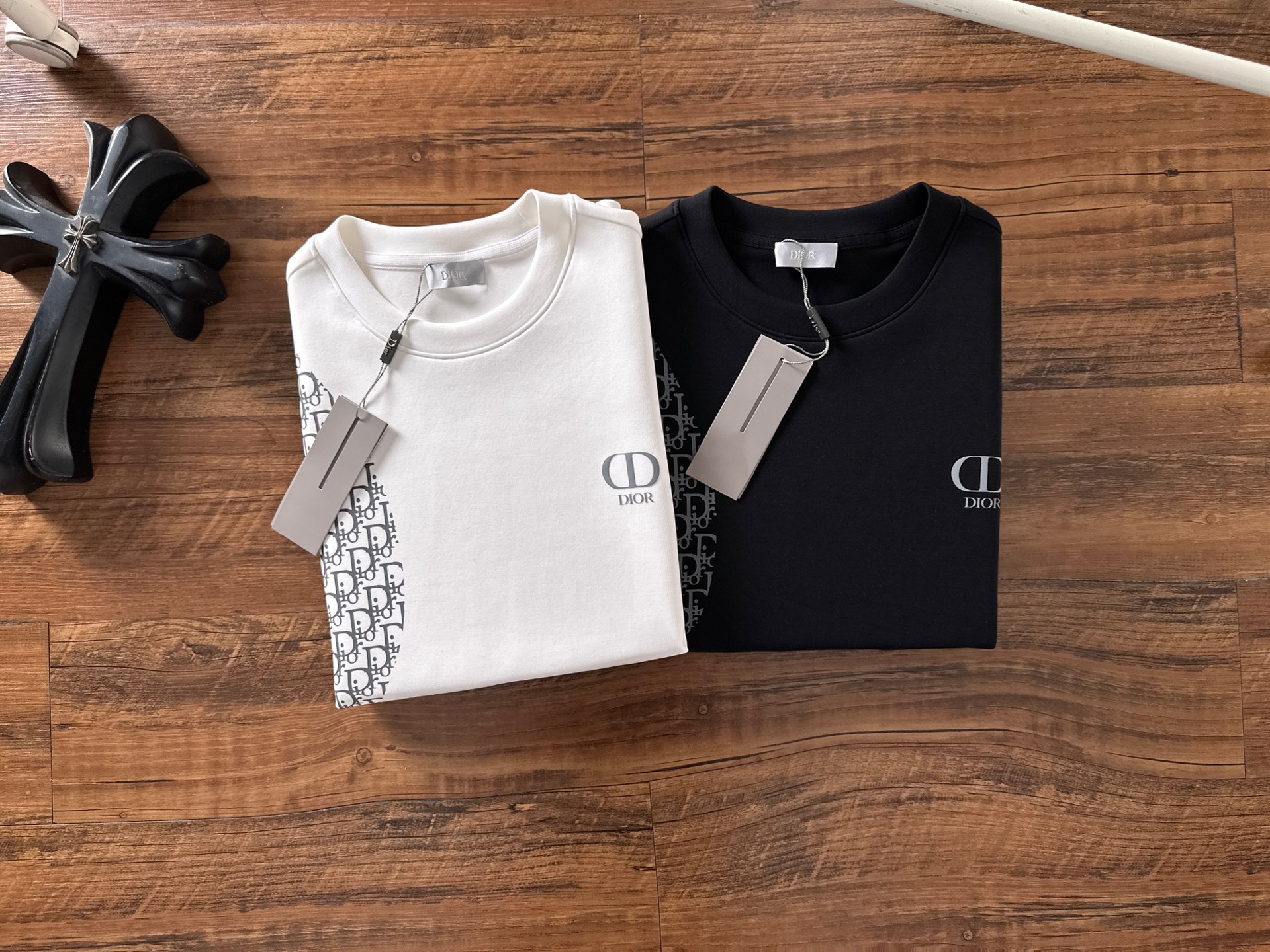 🌾退换 迪奥 Dior【新品】2025秋冬🆕男士字母标识套头太空棉卫衣 经典OS版型,简约而不失格调.日