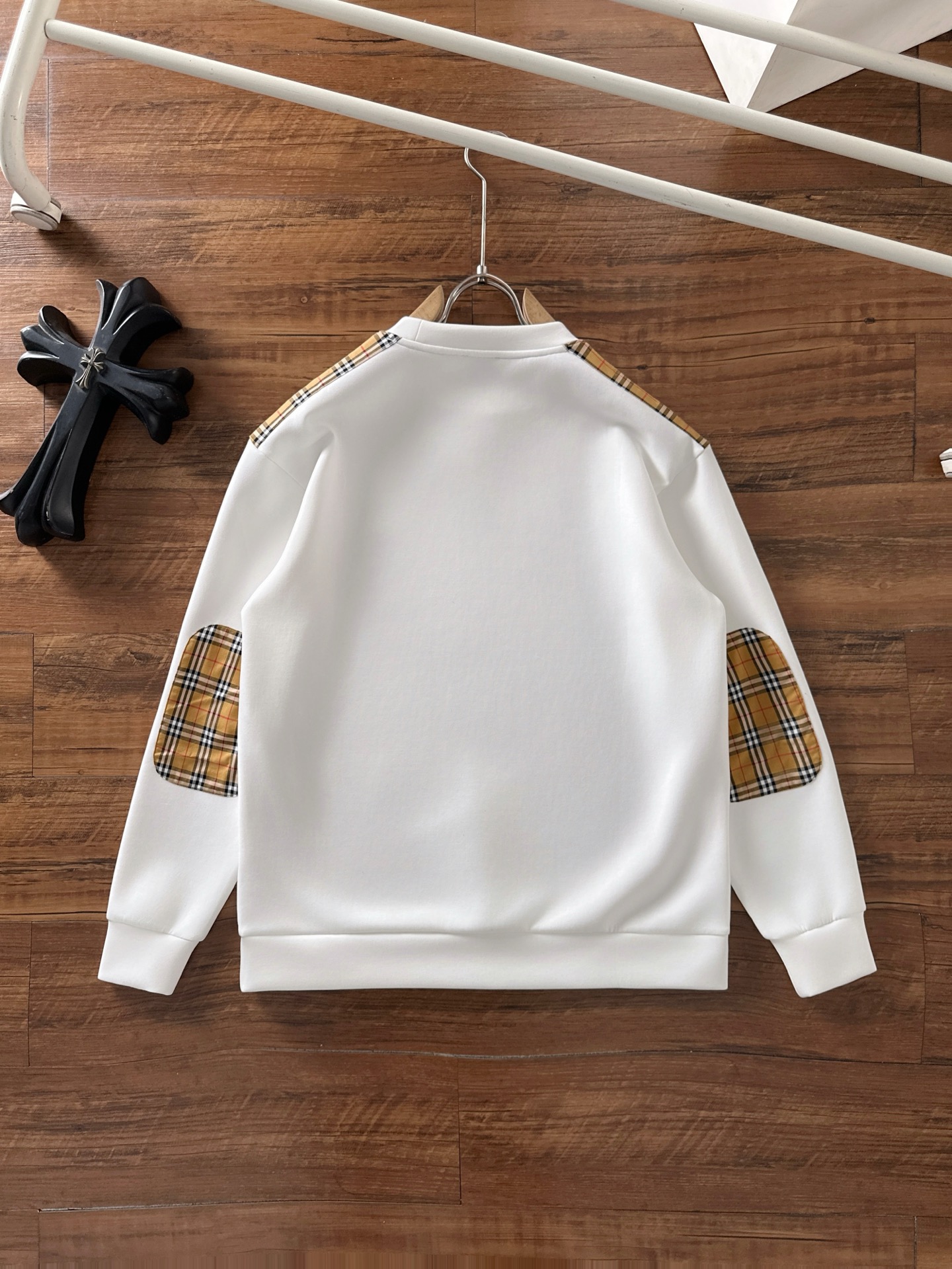 🌾退换 BURBERRY巴宝莉 2025ss秋冬新品 长袖太空棉卫衣，经典Logo设计，百搭款 官网同步