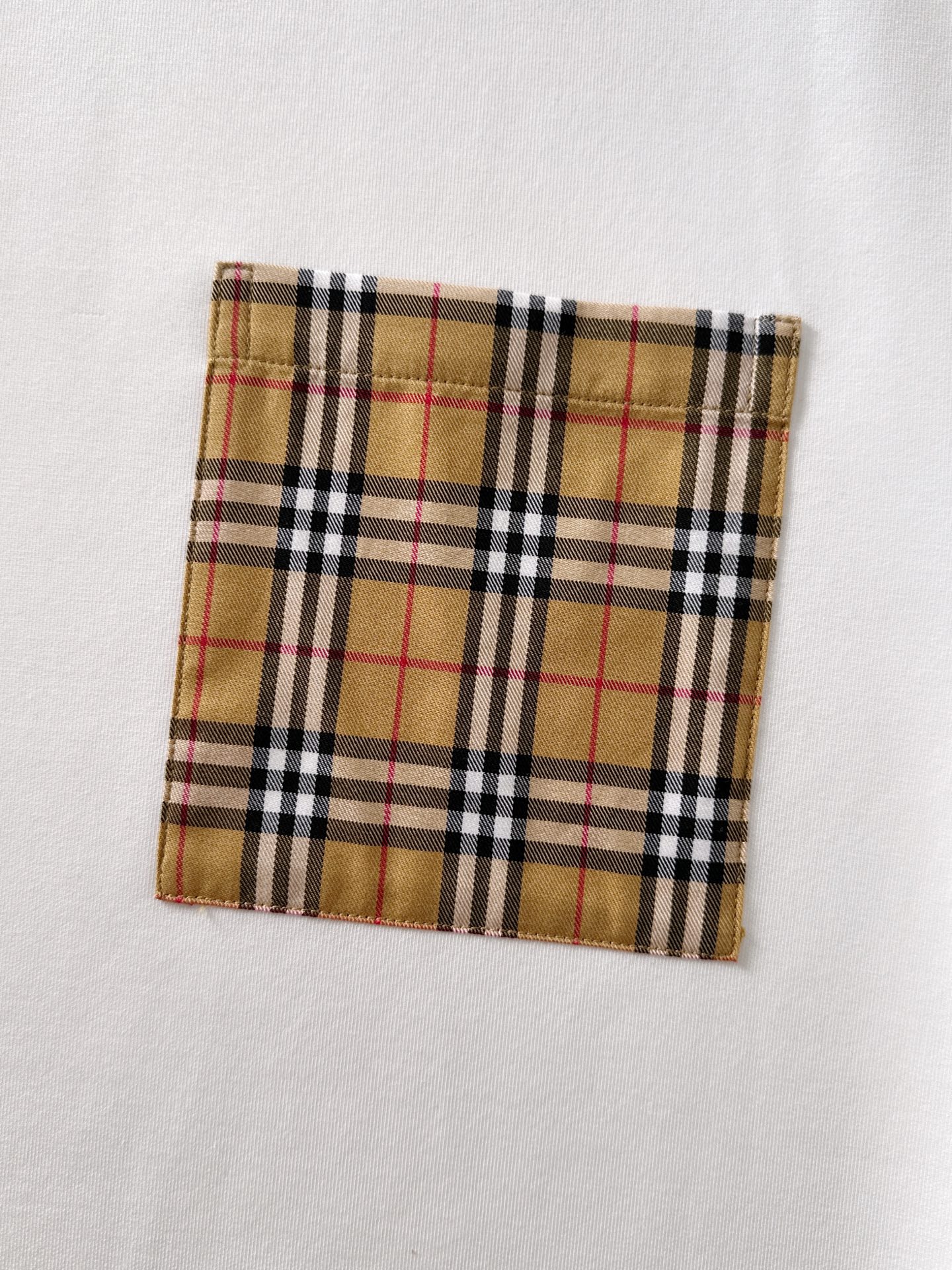 🌾退换 BURBERRY巴宝莉 2025ss秋冬新品 长袖太空棉卫衣，经典Logo设计，百搭款 官网同步