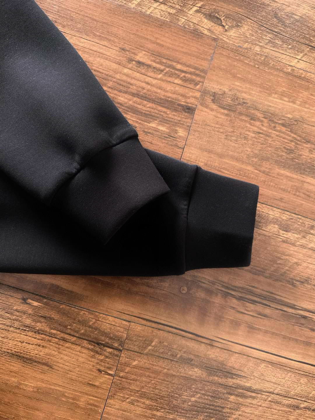 🌾退换 alo 2025ss秋冬新品 长袖太空棉卫衣，经典Logo设计，百搭款 官网同步发售 定制面料，