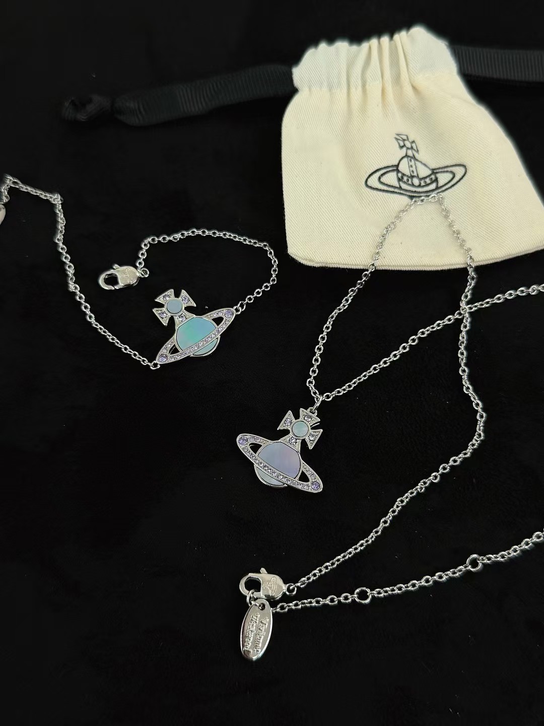 _dk79sIMFwus8Yc1o-ScD92CAQUEMCNhELl45xMQ