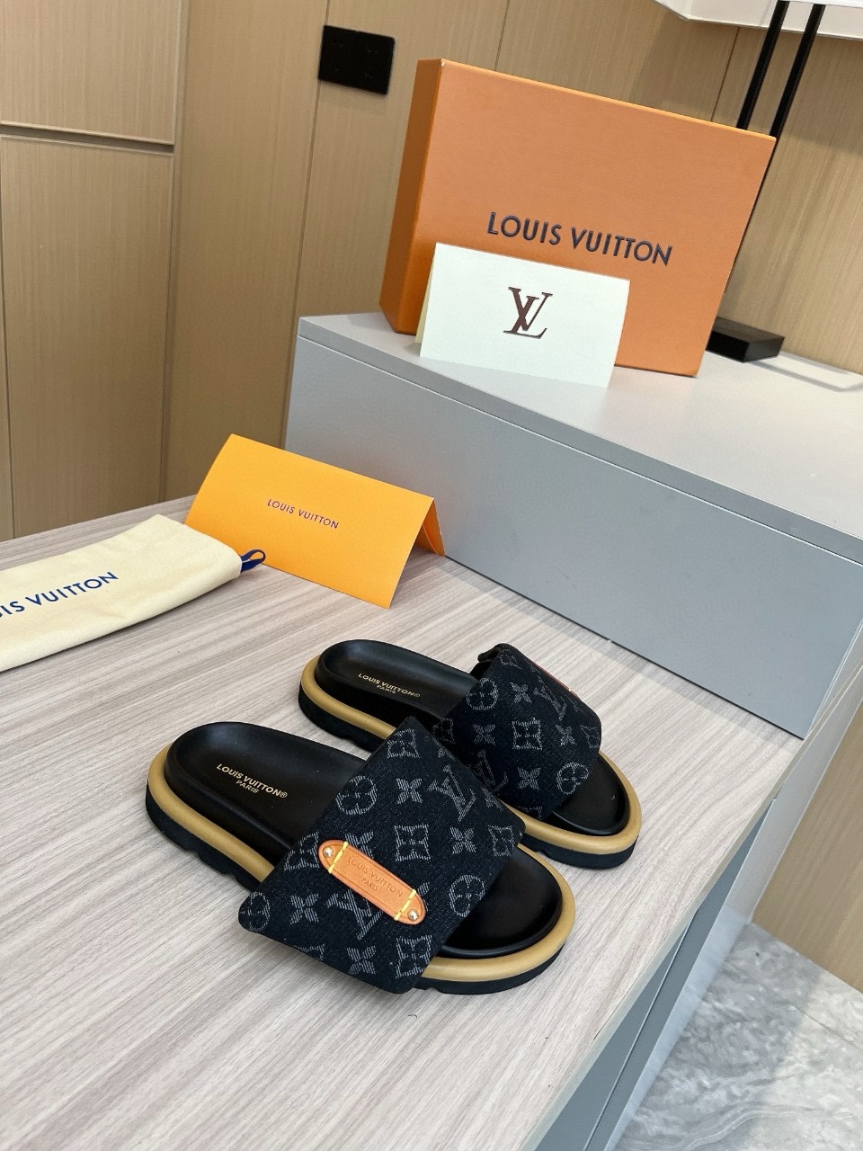 Louis Vuitton Monogram 5D Print Thick Sole Couple Slides - Unisex Style 5 i1711356953 3626 4