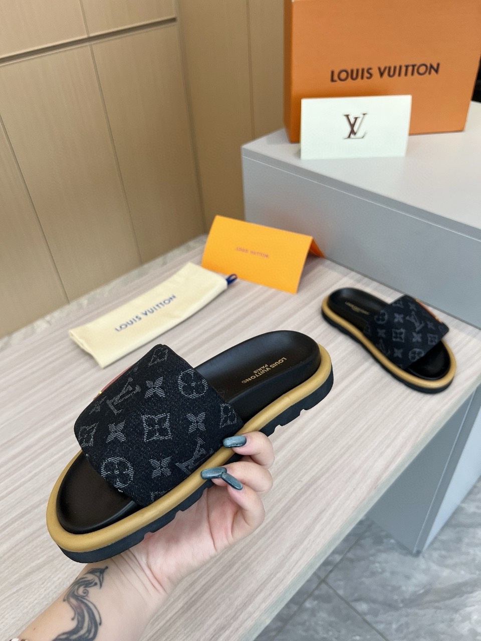 Louis Vuitton Monogram 5D Print Thick Sole Couple Slides - Unisex Style 10 i1711356953 5860 3