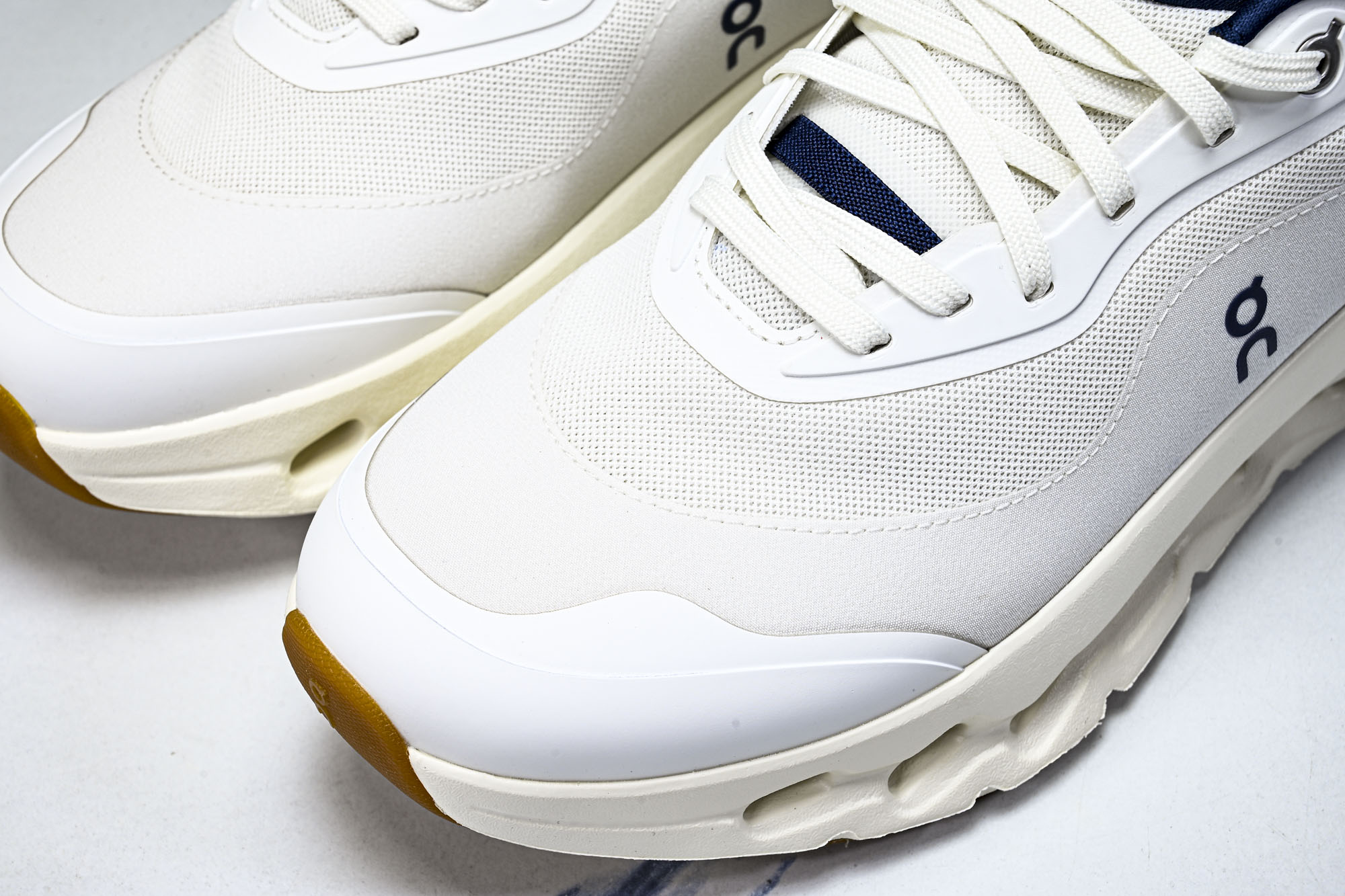 ON昂跑 尺码:36-46纯原出品-LOEWE x ON Cloudtilt 2.0 Running